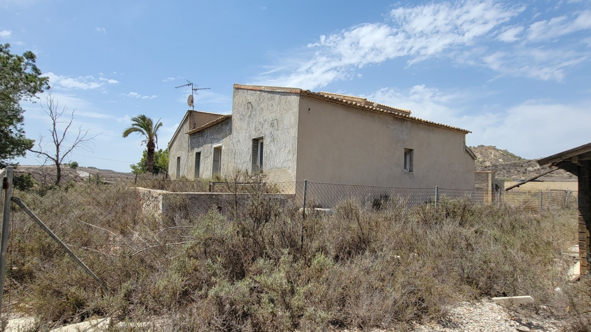 Videresalg - Finca landejendom -
Torremendo