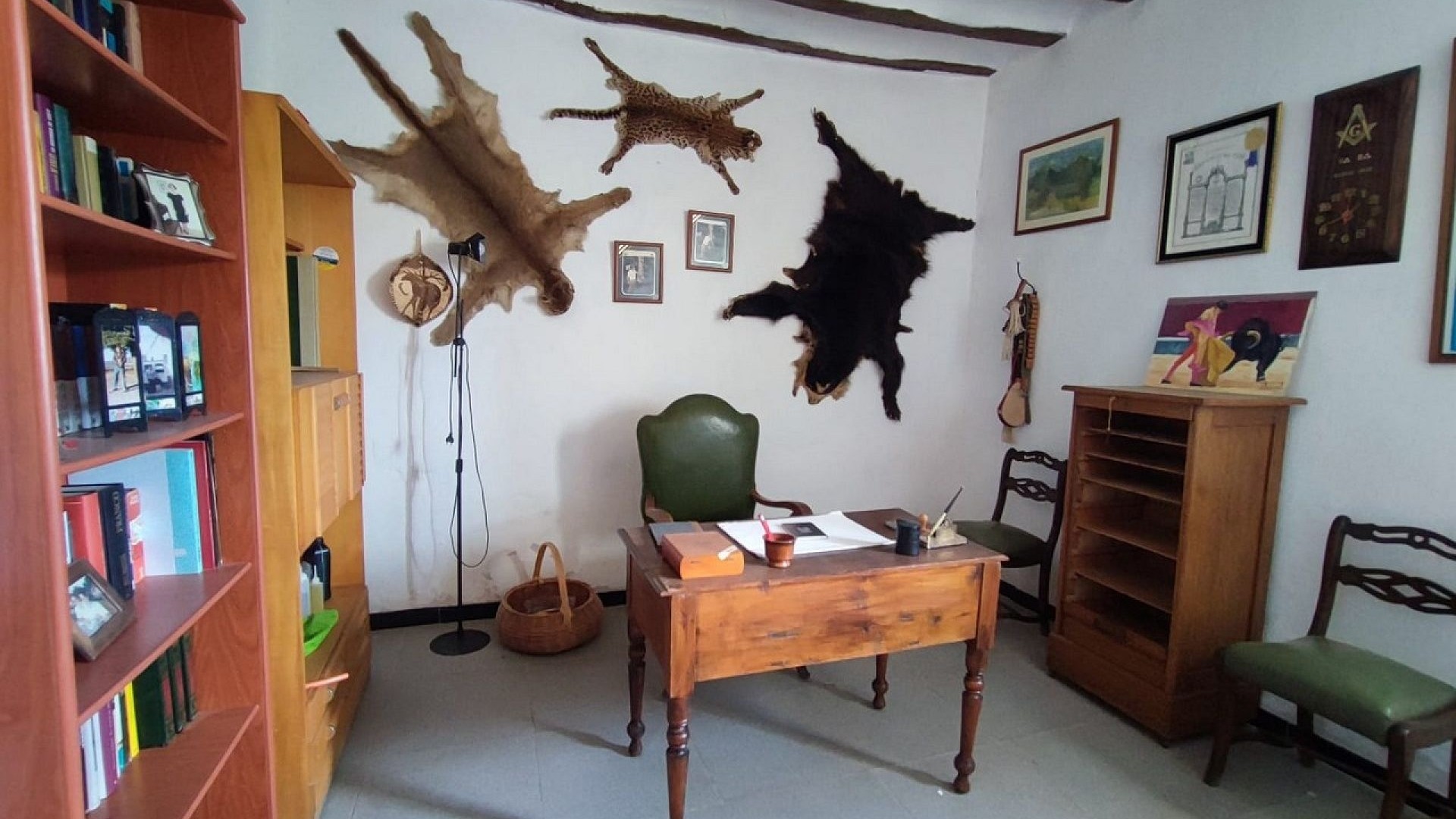 Videresalg - Finca landejendom -
Yecla