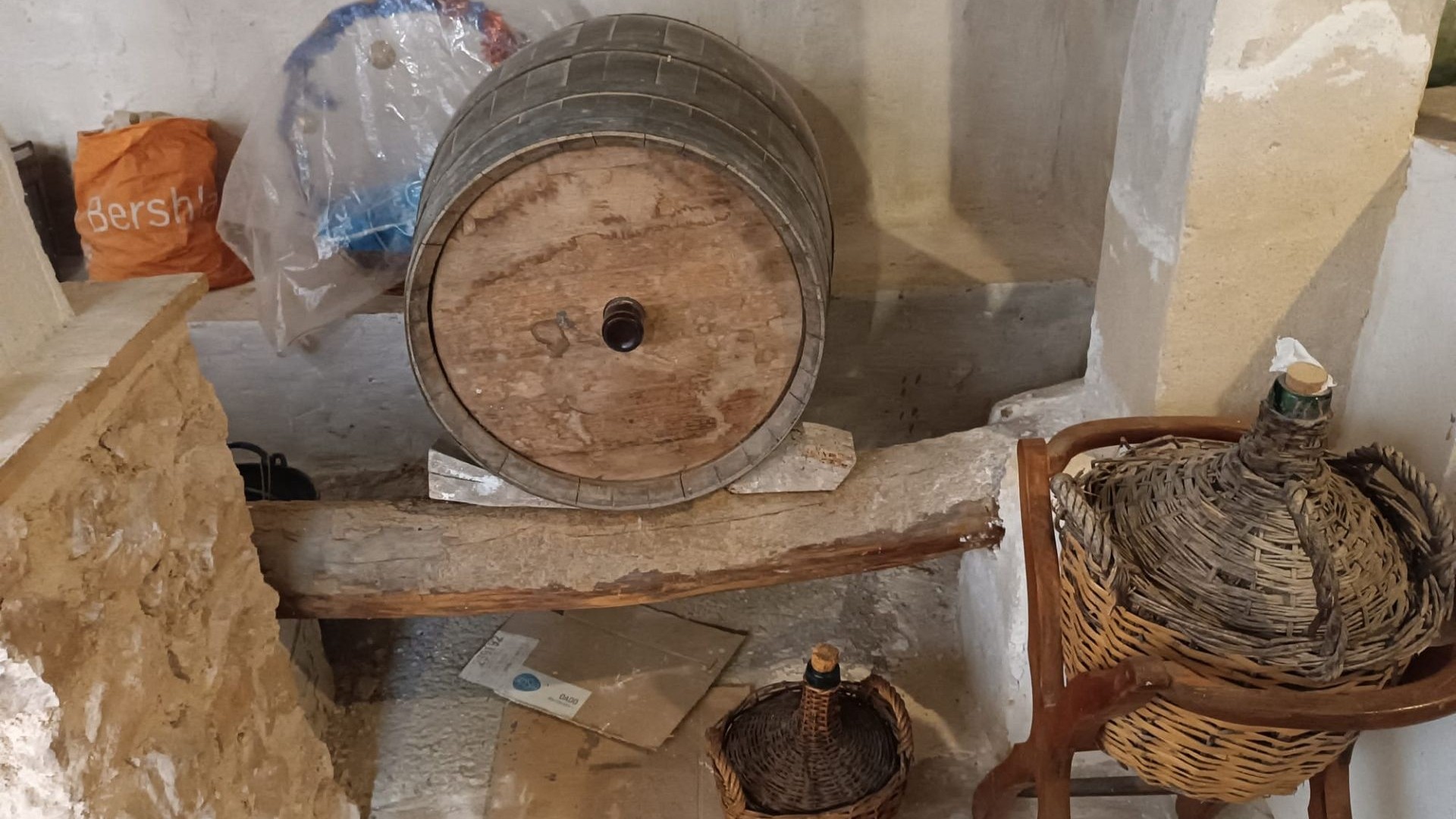 Videresalg - Finca landejendom -
Yecla