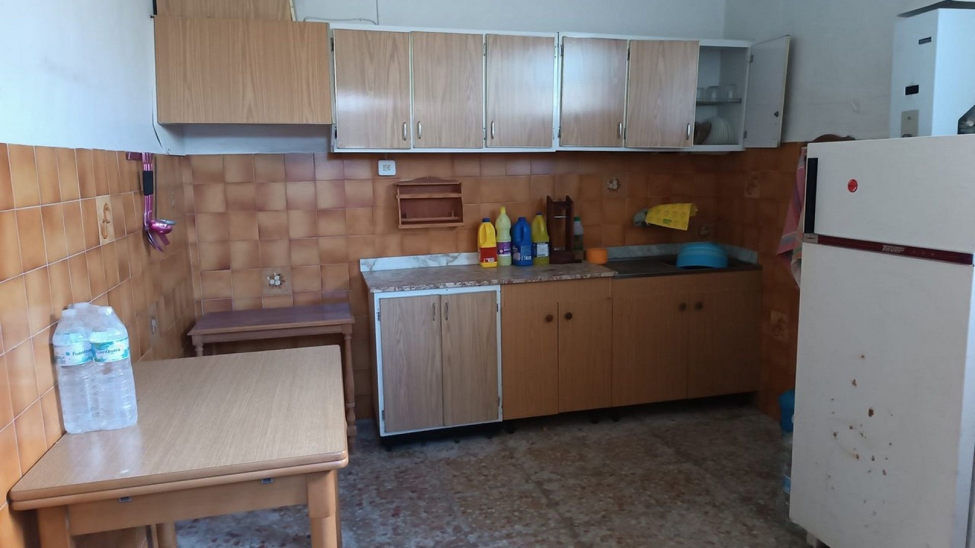 Videresalg - Finca landejendom -
Yecla