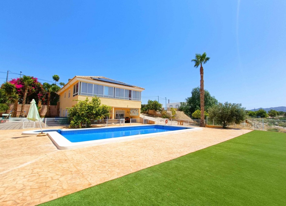 Videresalg - Fritliggende villa -
Abanilla