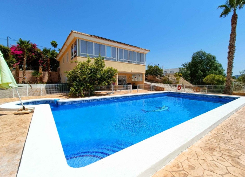 Videresalg - Fritliggende villa -
Abanilla