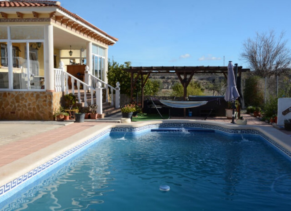 Videresalg - Fritliggende villa -
Abanilla