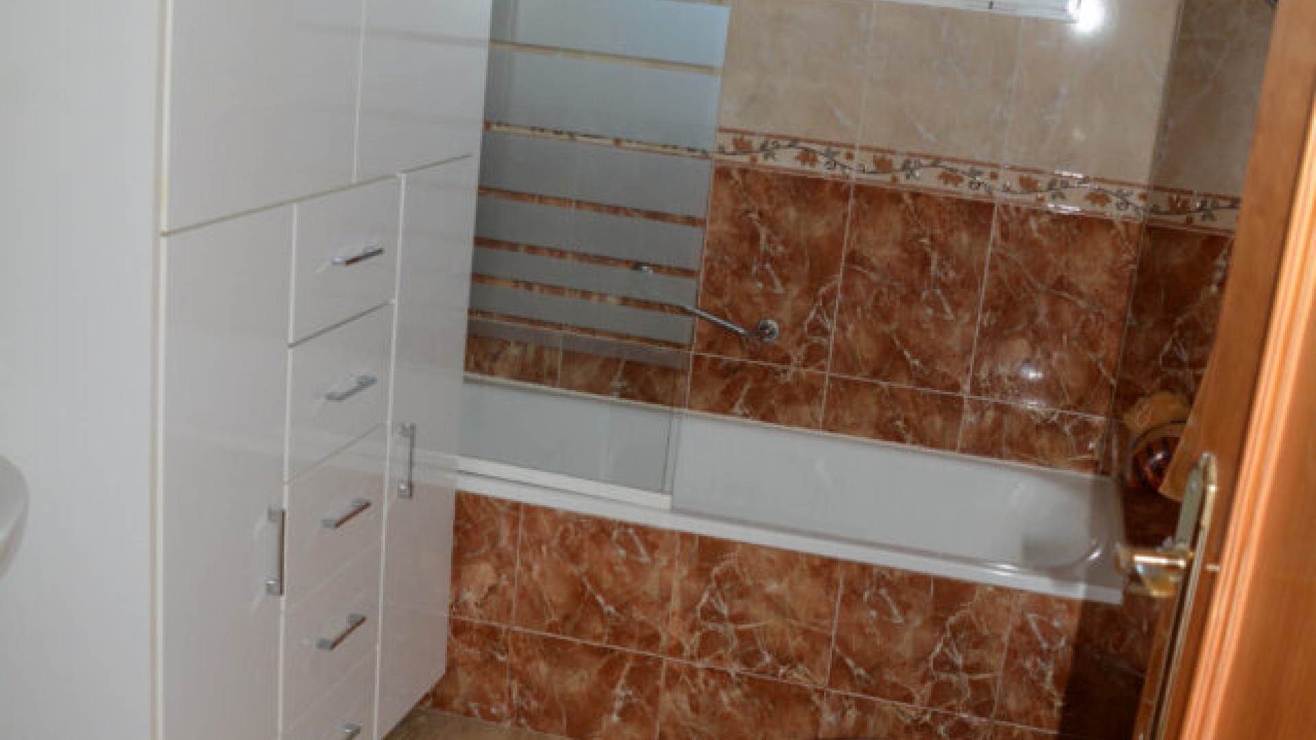 Videresalg - Fritliggende villa -
Abanilla