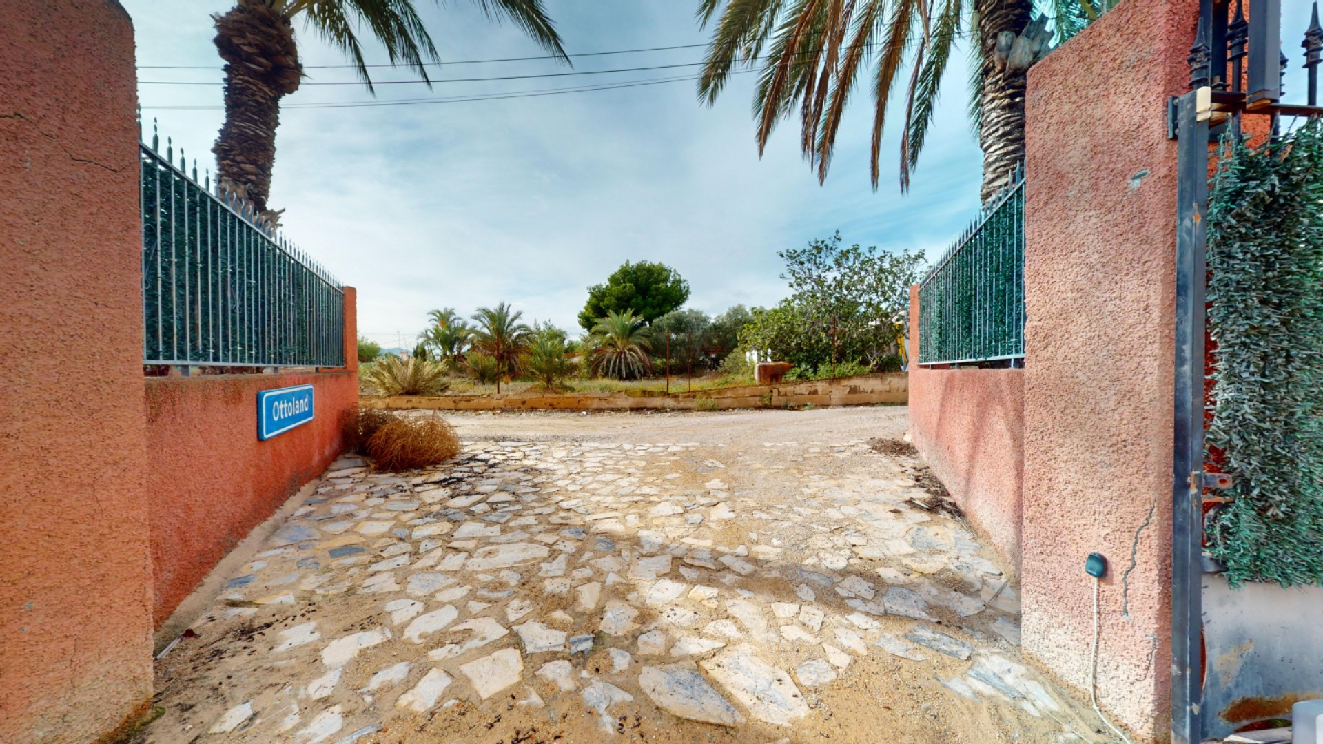 Videresalg - Fritliggende villa -
Albatera