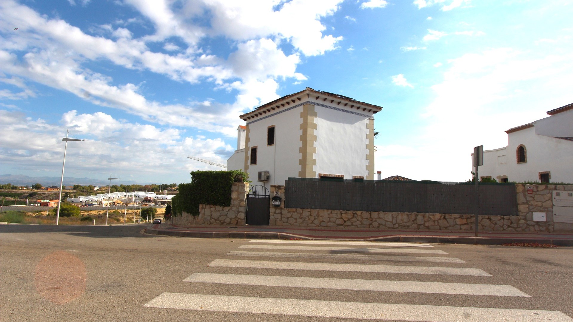 Videresalg - Fritliggende villa -
Algorfa - Algorfa (La Finca Golf)