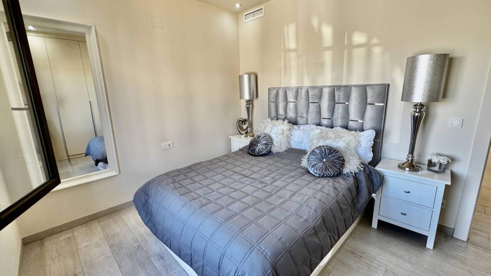 Videresalg - Fritliggende villa -
Algorfa - La Finca Golf Resort