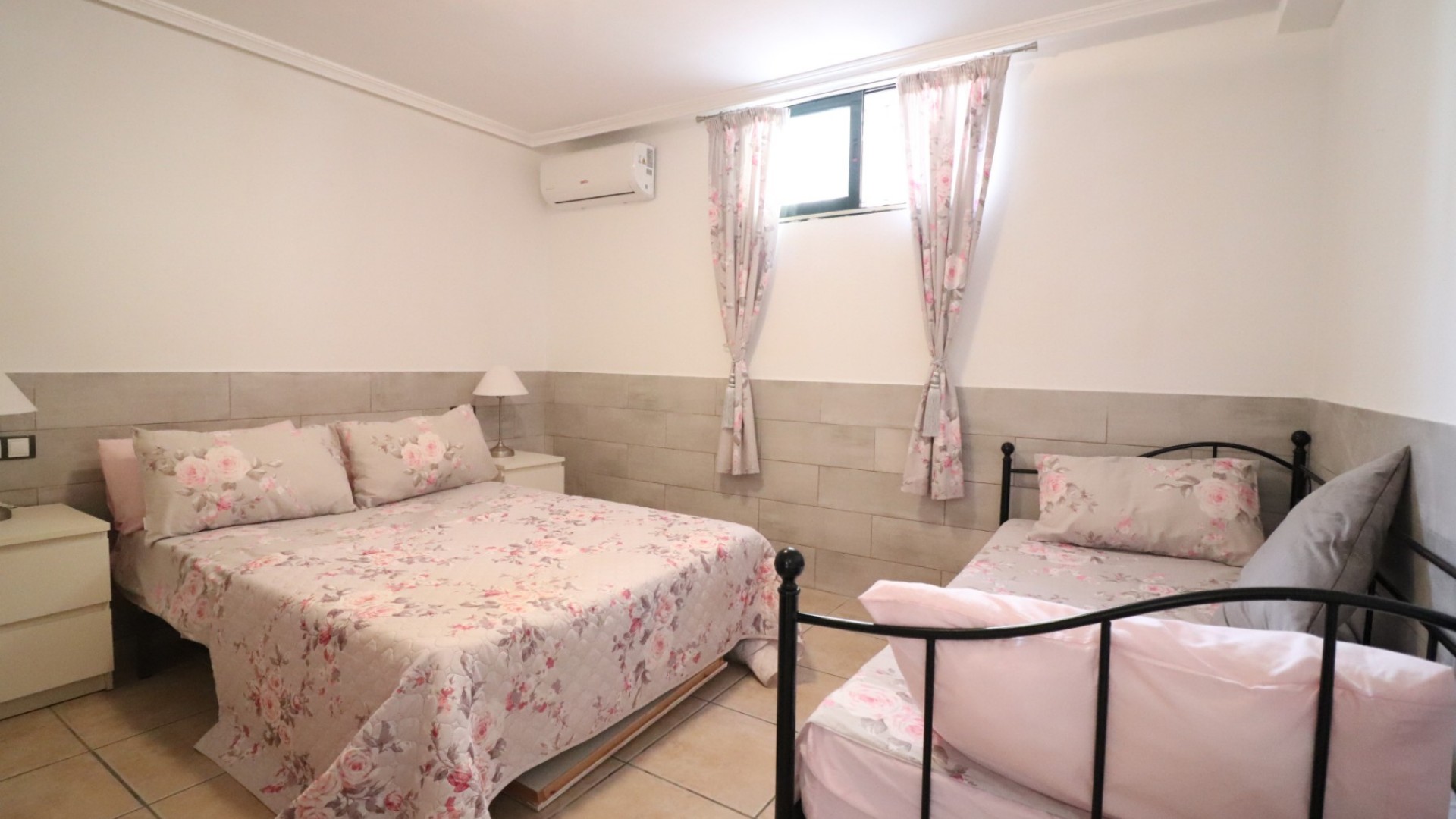 Videresalg - Fritliggende villa -
Algorfa - Lo Crispin