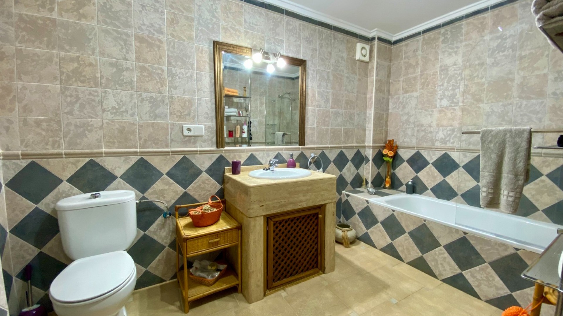 Videresalg - Fritliggende villa -
Algorfa - Lomas de la Juliana