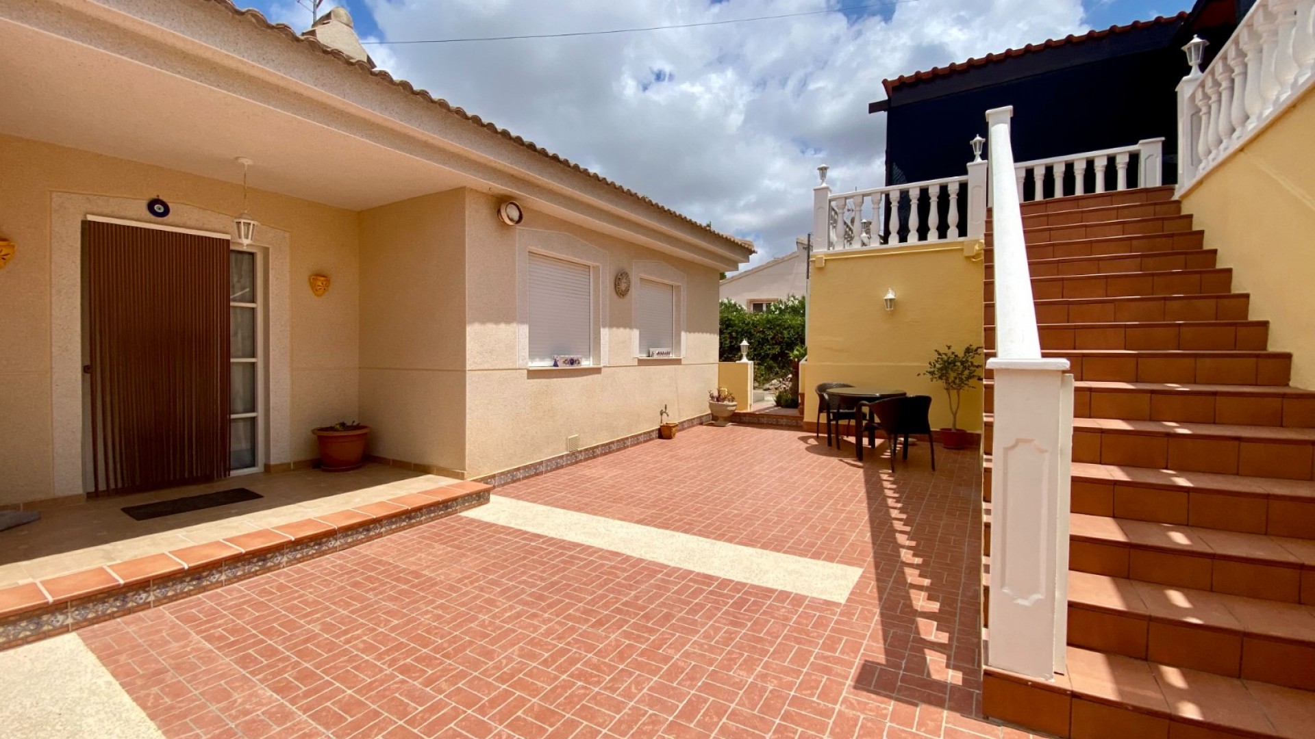 Videresalg - Fritliggende villa -
Algorfa - Lomas de la Juliana