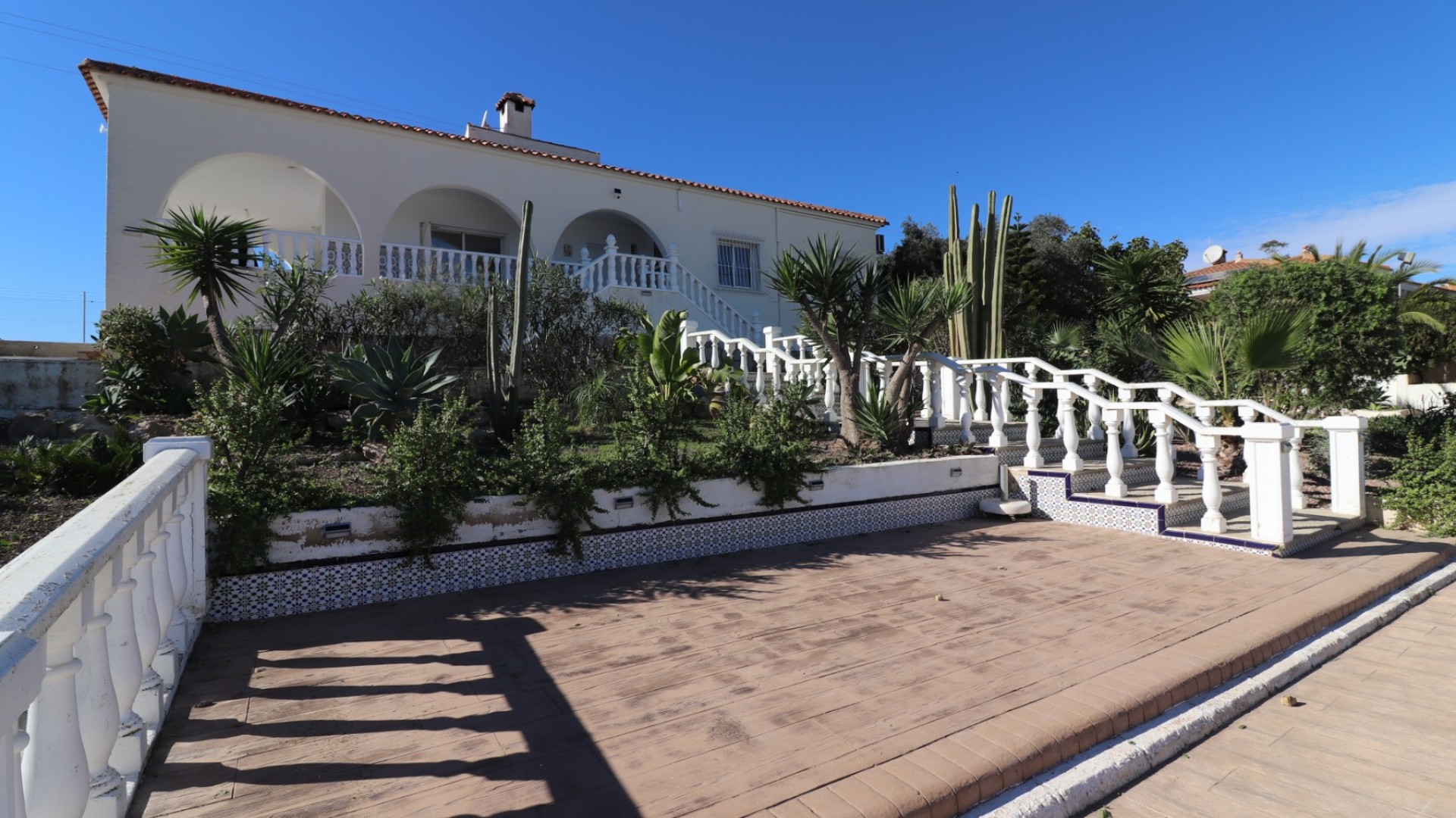 Videresalg - Fritliggende villa -
Algorfa - Lomas de La Juliana