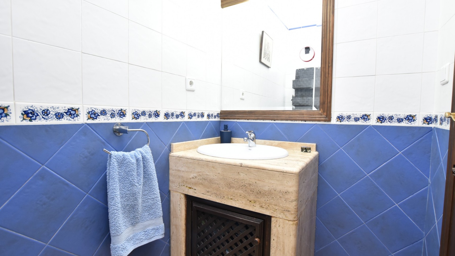 Videresalg - Fritliggende villa -
Algorfa - Montemar