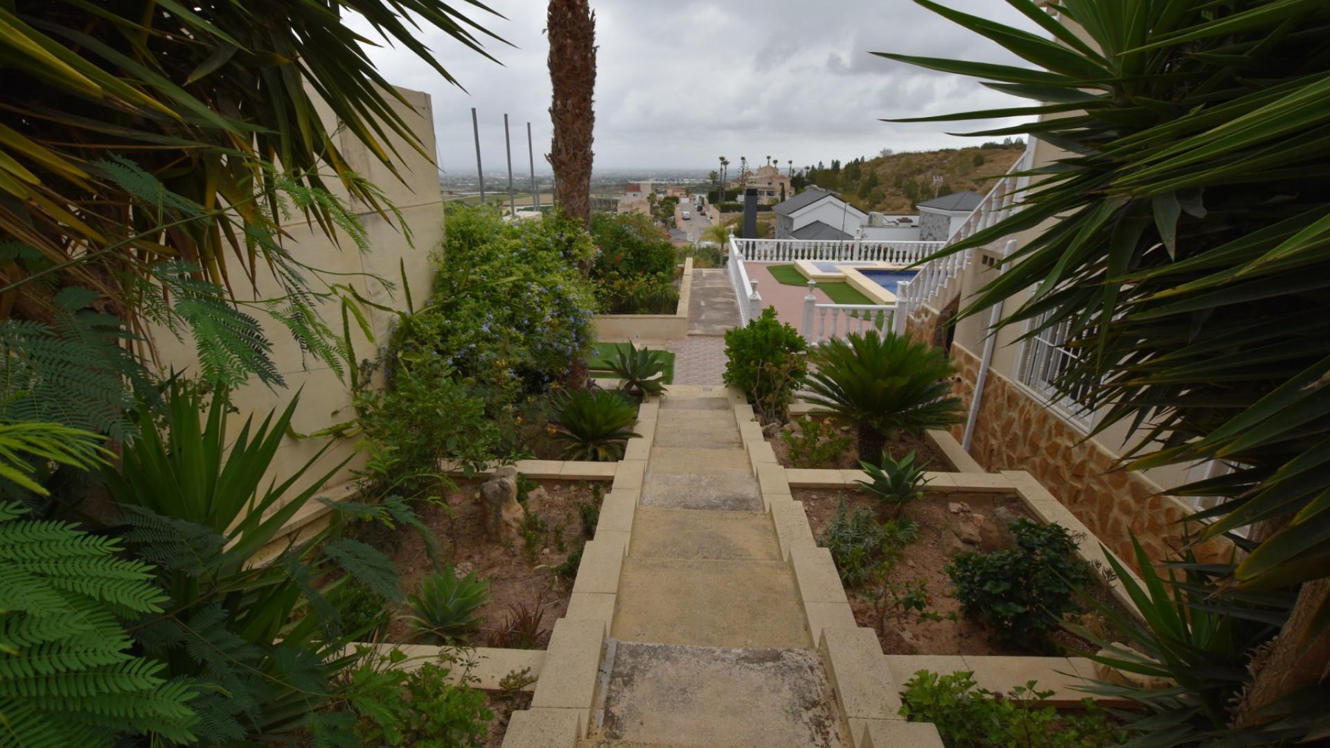 Videresalg - Fritliggende villa -
Algorfa - Montemar