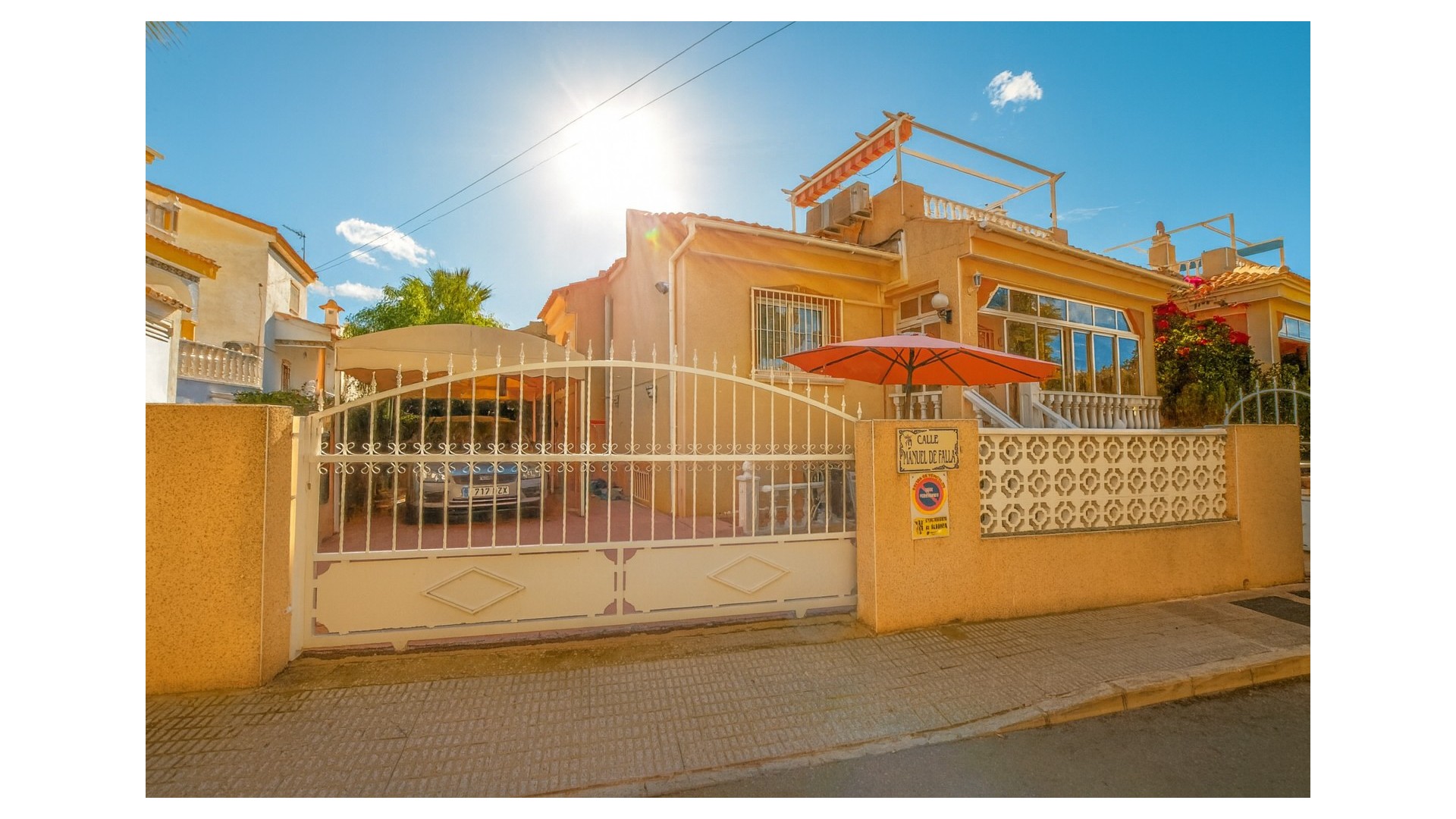 Videresalg - Fritliggende villa -
Algorfa - Montemar