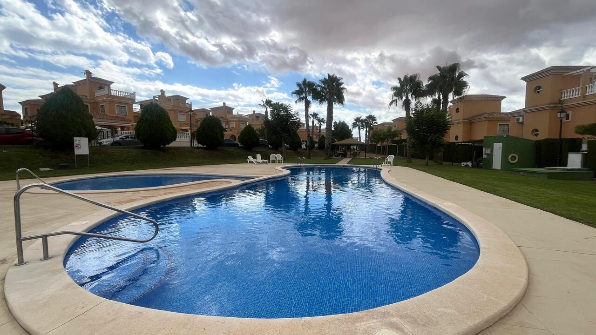 Videresalg - Fritliggende villa -
Algorfa