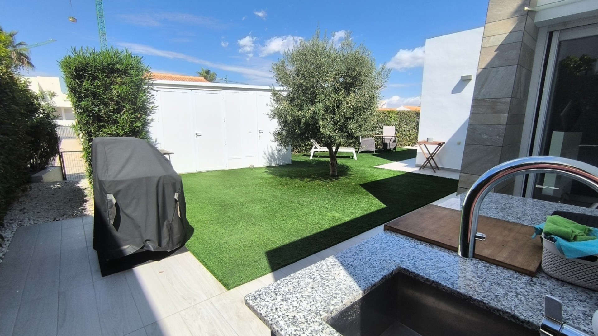 Videresalg - Fritliggende villa -
Algorfa