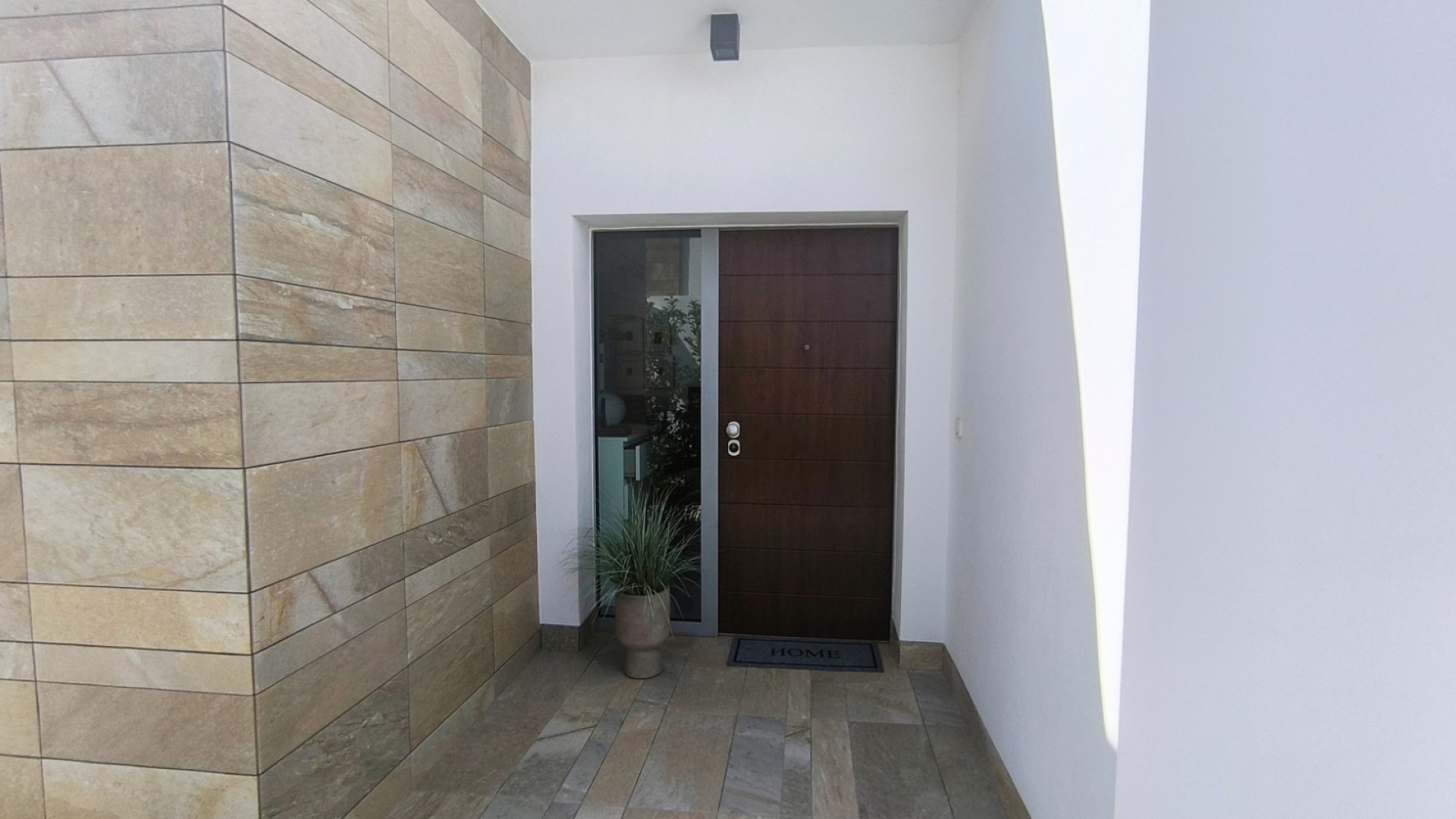 Videresalg - Fritliggende villa -
Algorfa