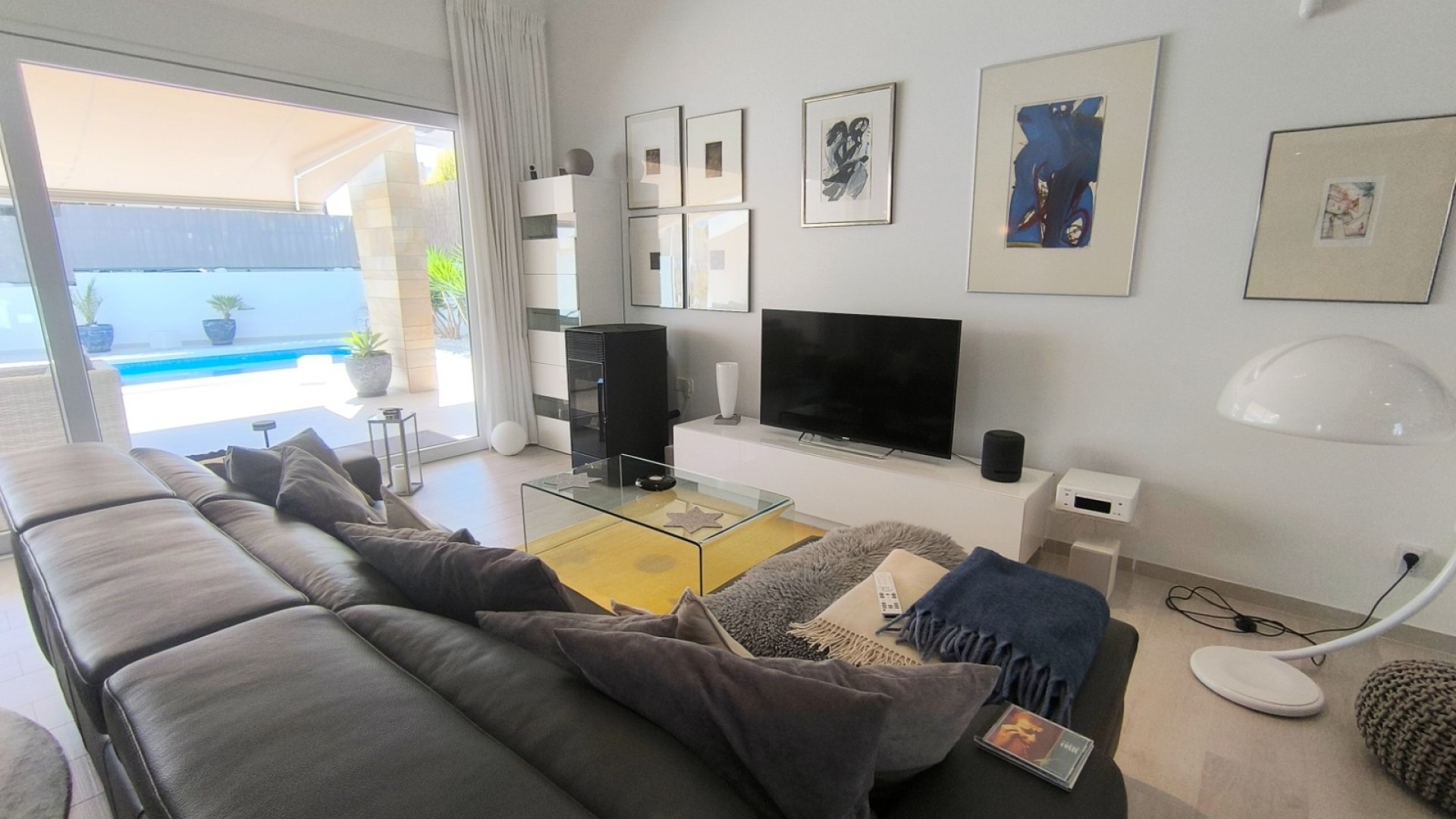 Videresalg - Fritliggende villa -
Algorfa