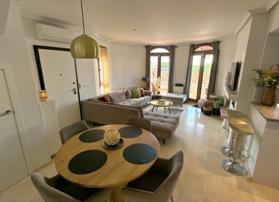 Videresalg - Fritliggende villa -
Algorfa