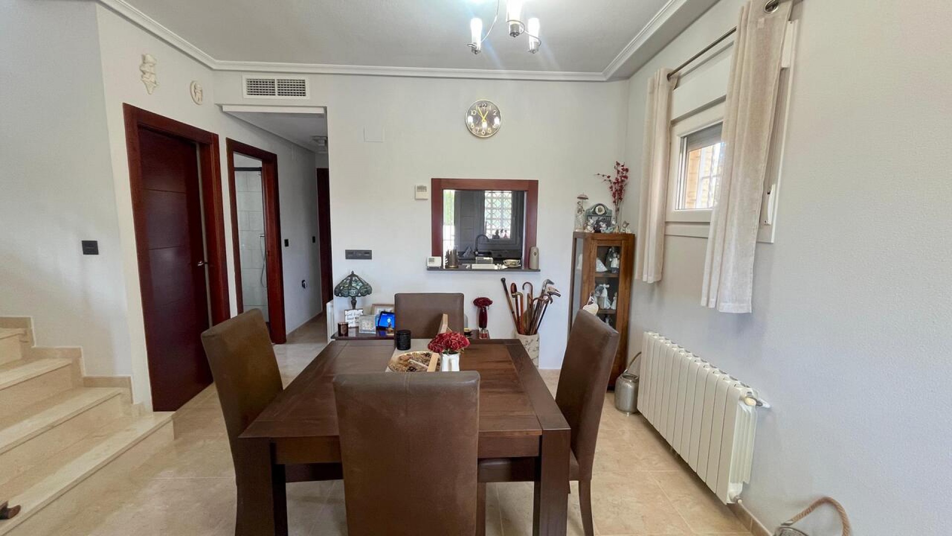 Videresalg - Fritliggende villa -
Algorfa