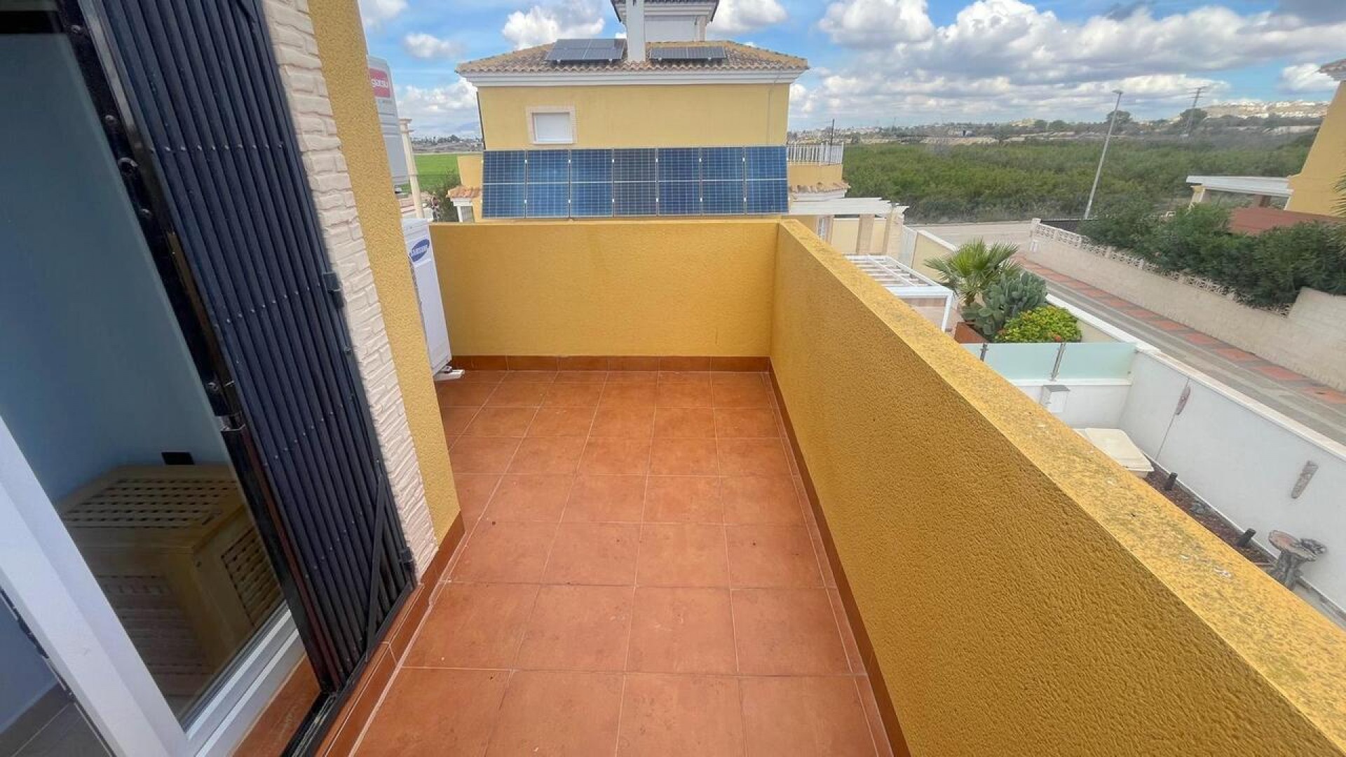 Videresalg - Fritliggende villa -
Algorfa