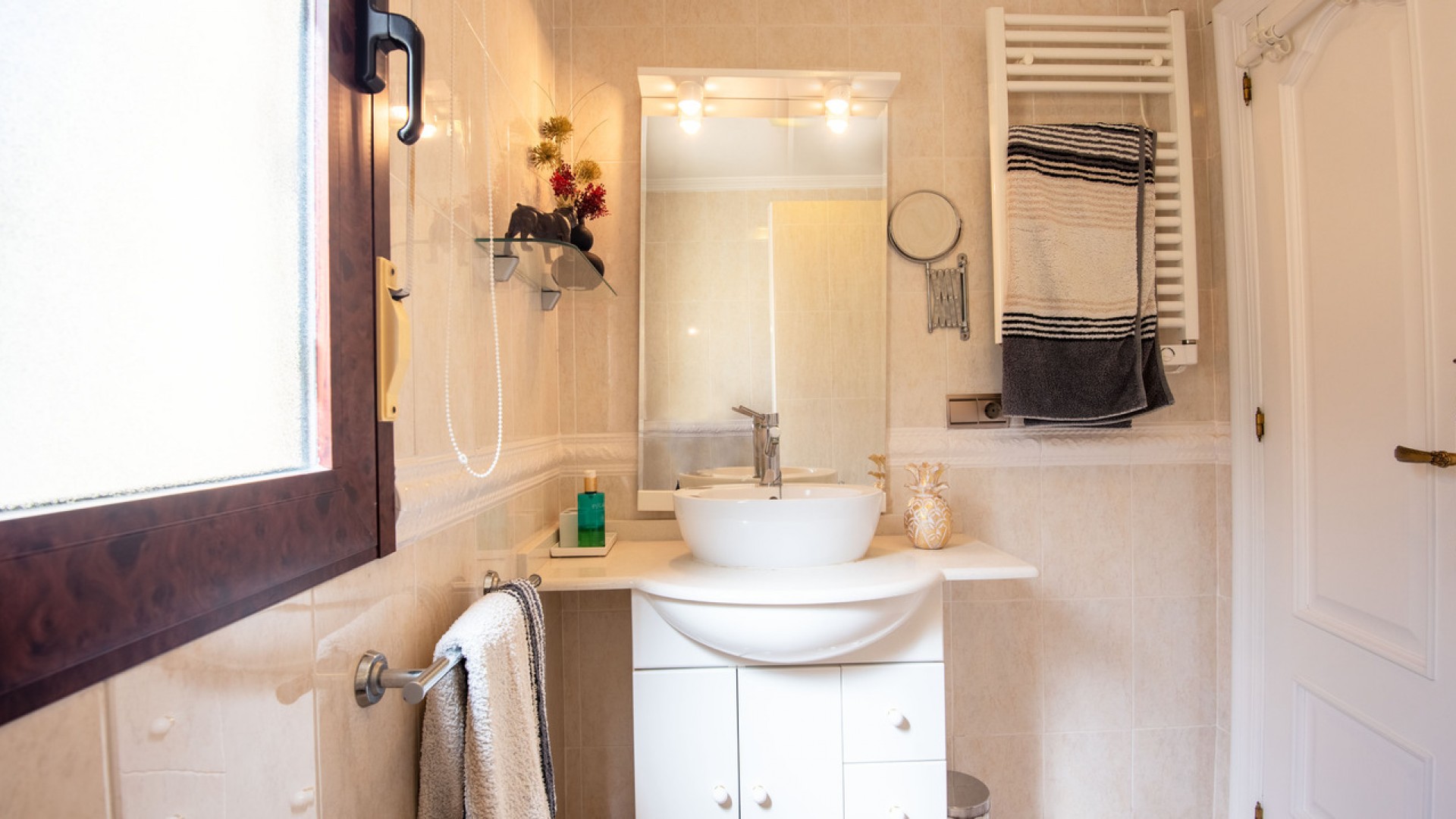 Videresalg - Fritliggende villa -
Algorfa