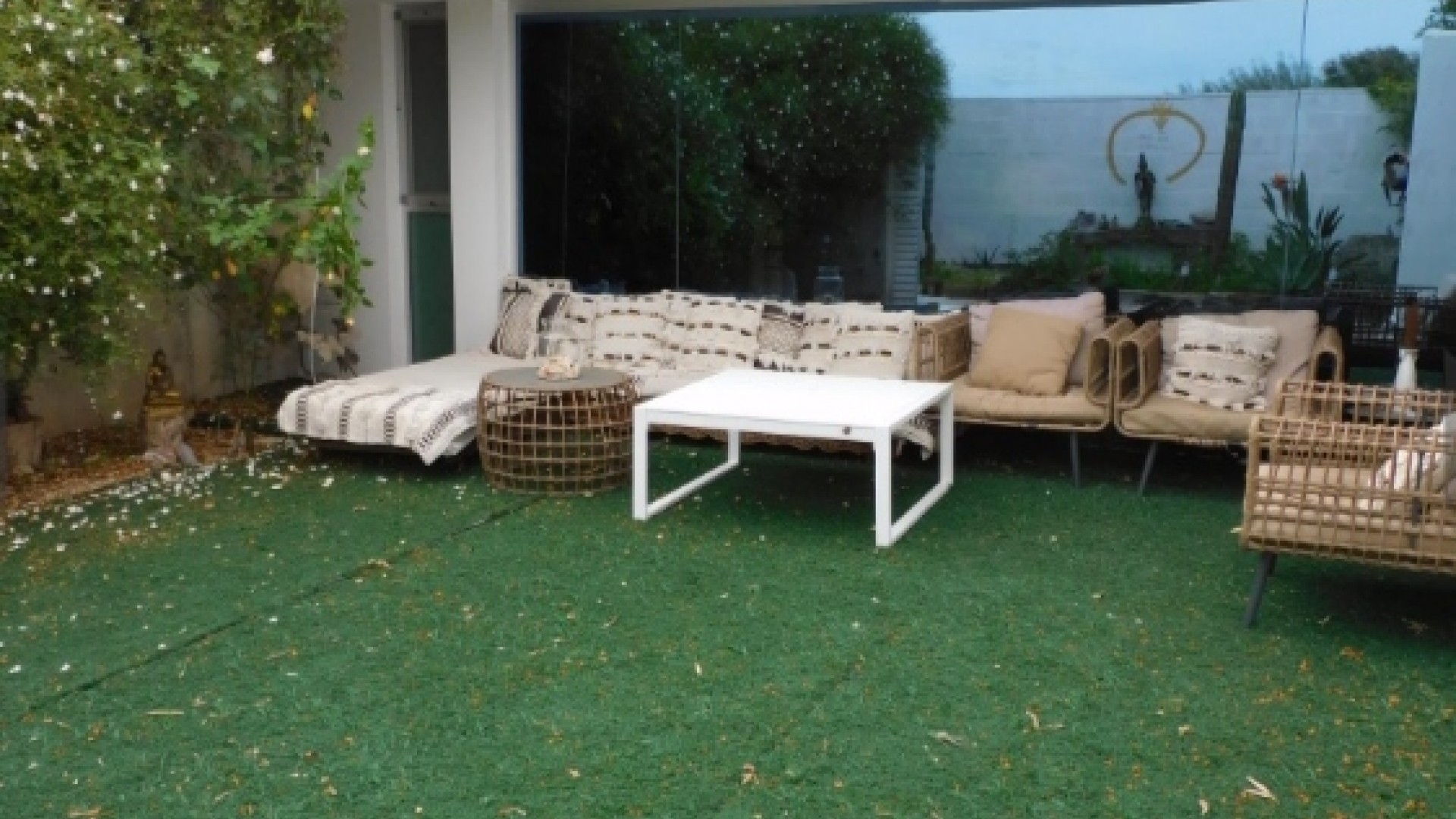 Videresalg - Fritliggende villa -
Alicante