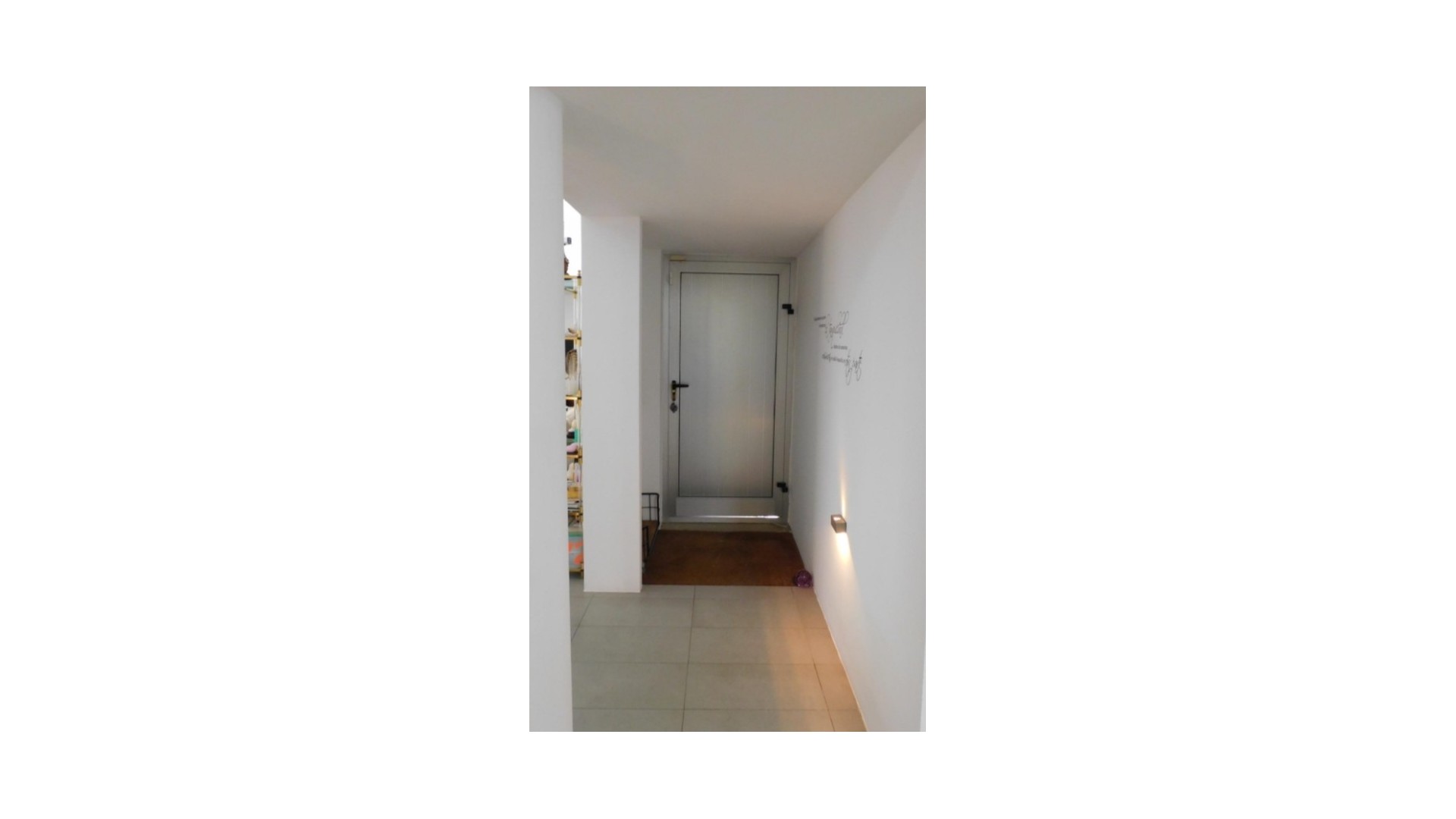 Videresalg - Fritliggende villa -
Alicante