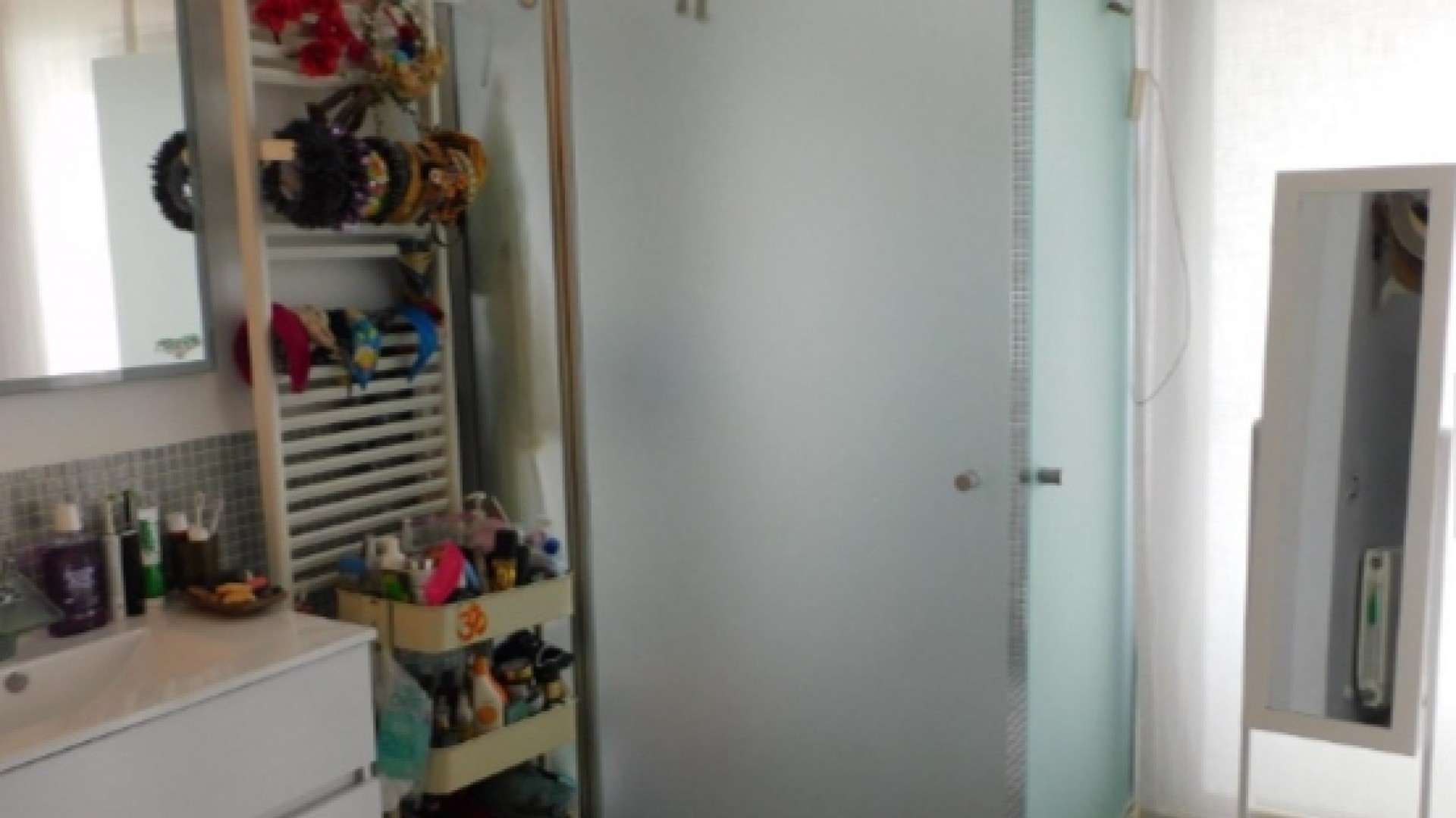 Videresalg - Fritliggende villa -
Alicante