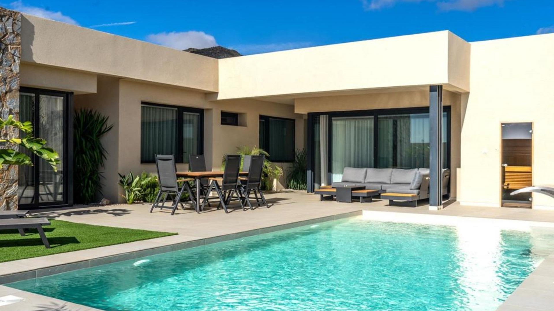 Videresalg - Fritliggende villa -
Altaona Golf and Country Village