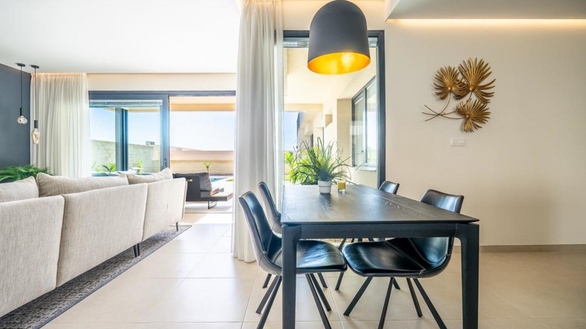 Videresalg - Fritliggende villa -
Altaona Golf and Country Village