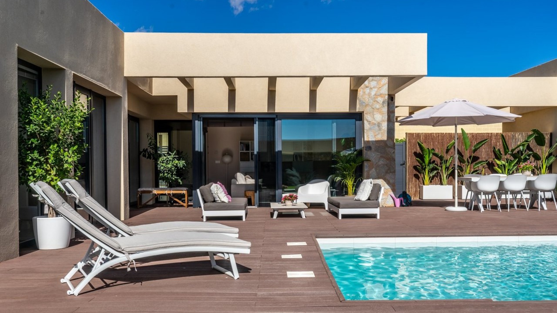 Videresalg - Fritliggende villa -
Altaona Golf and Country Village