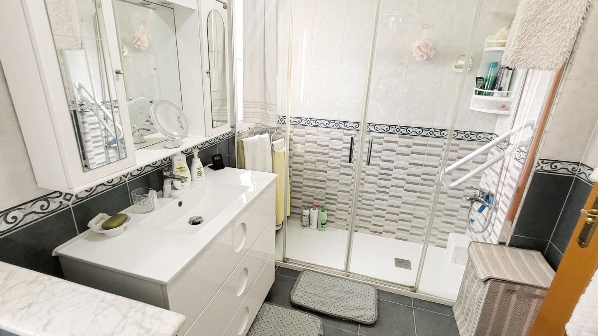 Videresalg - Fritliggende villa -
Aspe