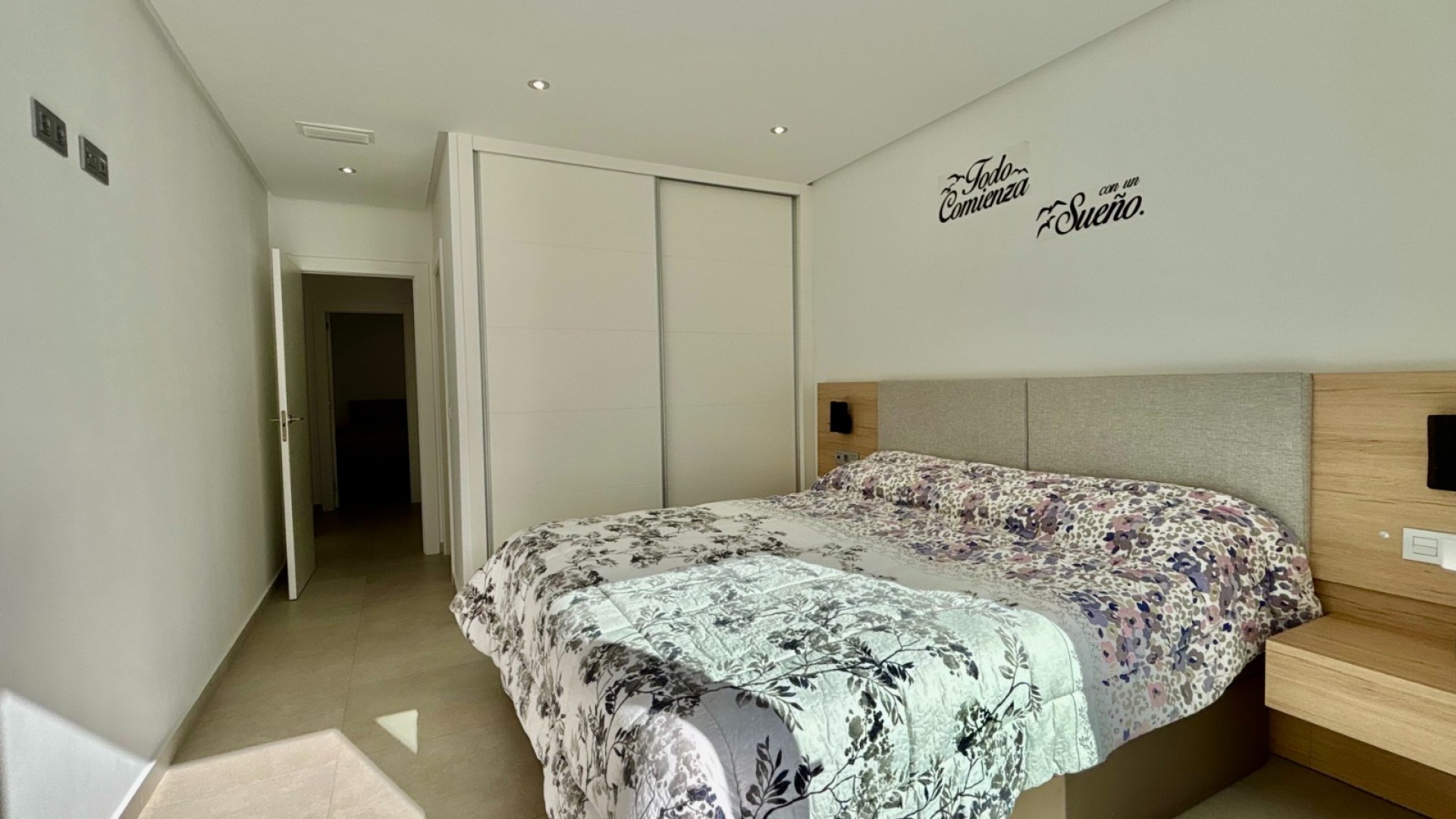 Videresalg - Fritliggende villa -
Benijofar - Benijofar - Village