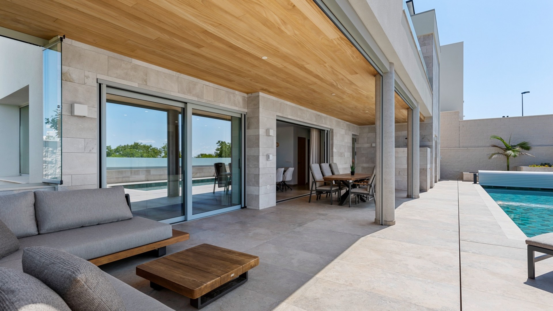 Videresalg - Fritliggende villa -
Benijofar - Center