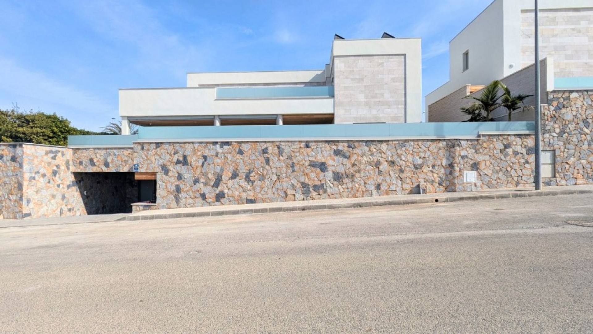 Videresalg - Fritliggende villa -
Benijofar