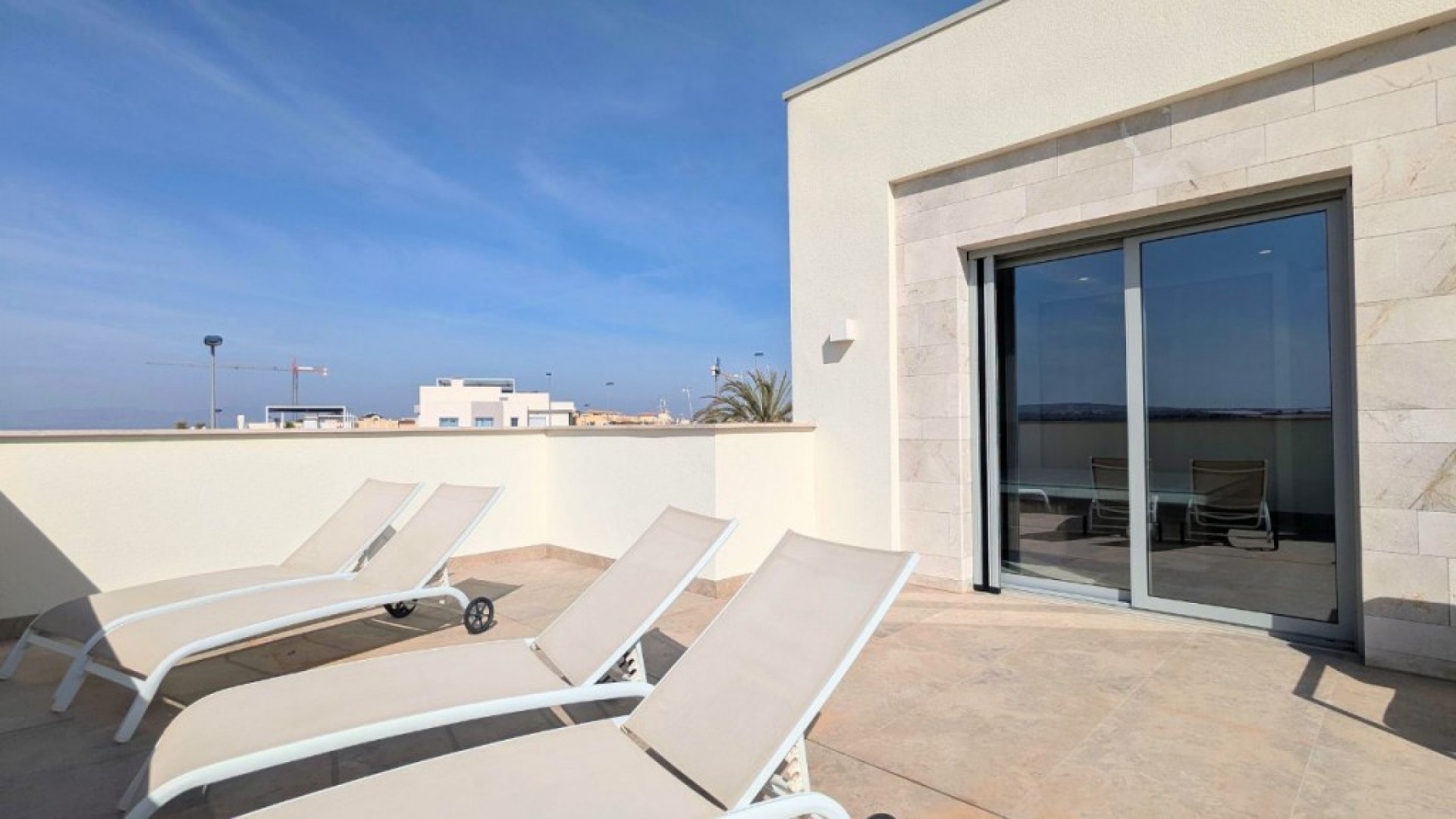 Videresalg - Fritliggende villa -
Benijofar