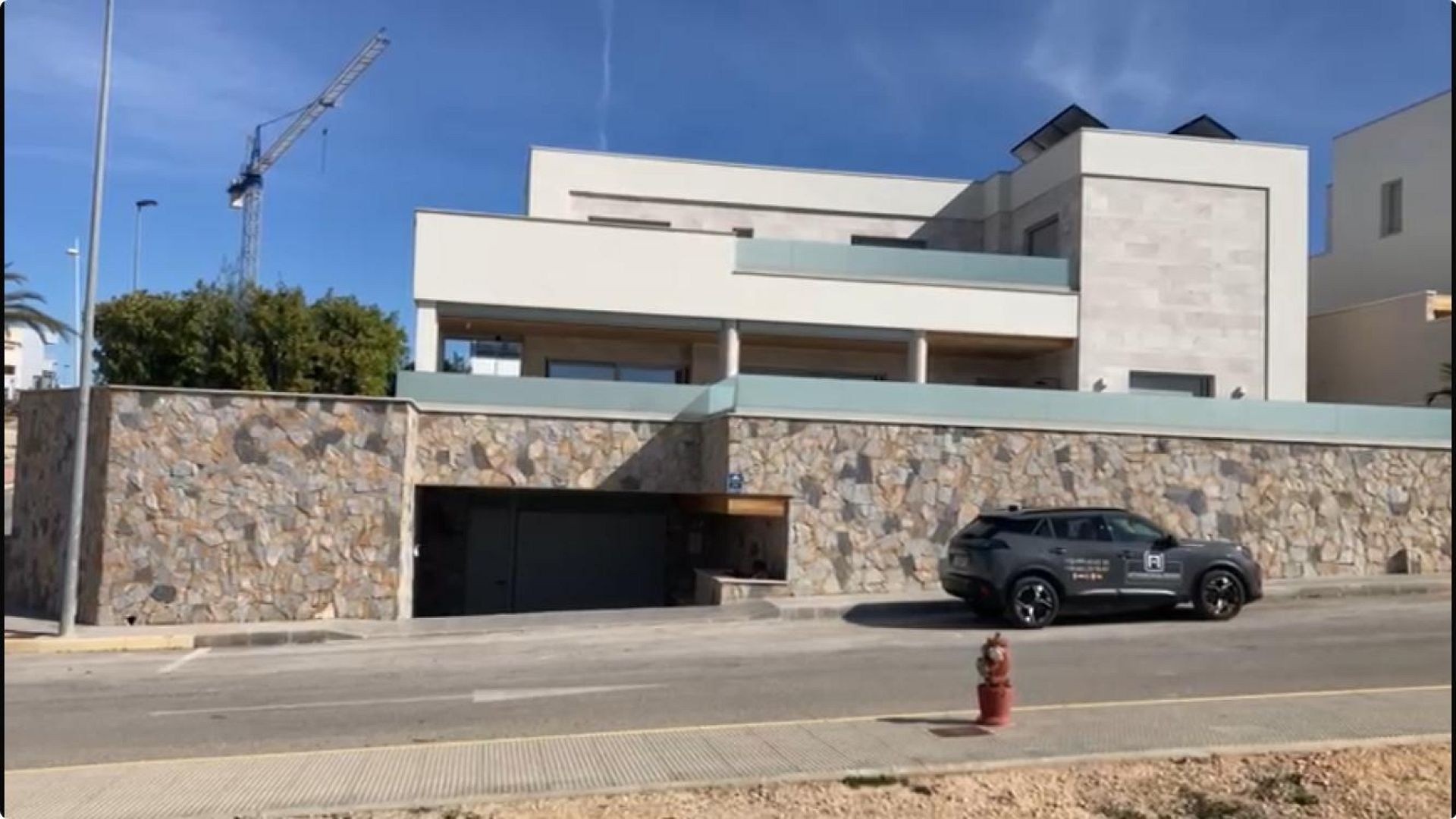 Videresalg - Fritliggende villa -
Benijofar