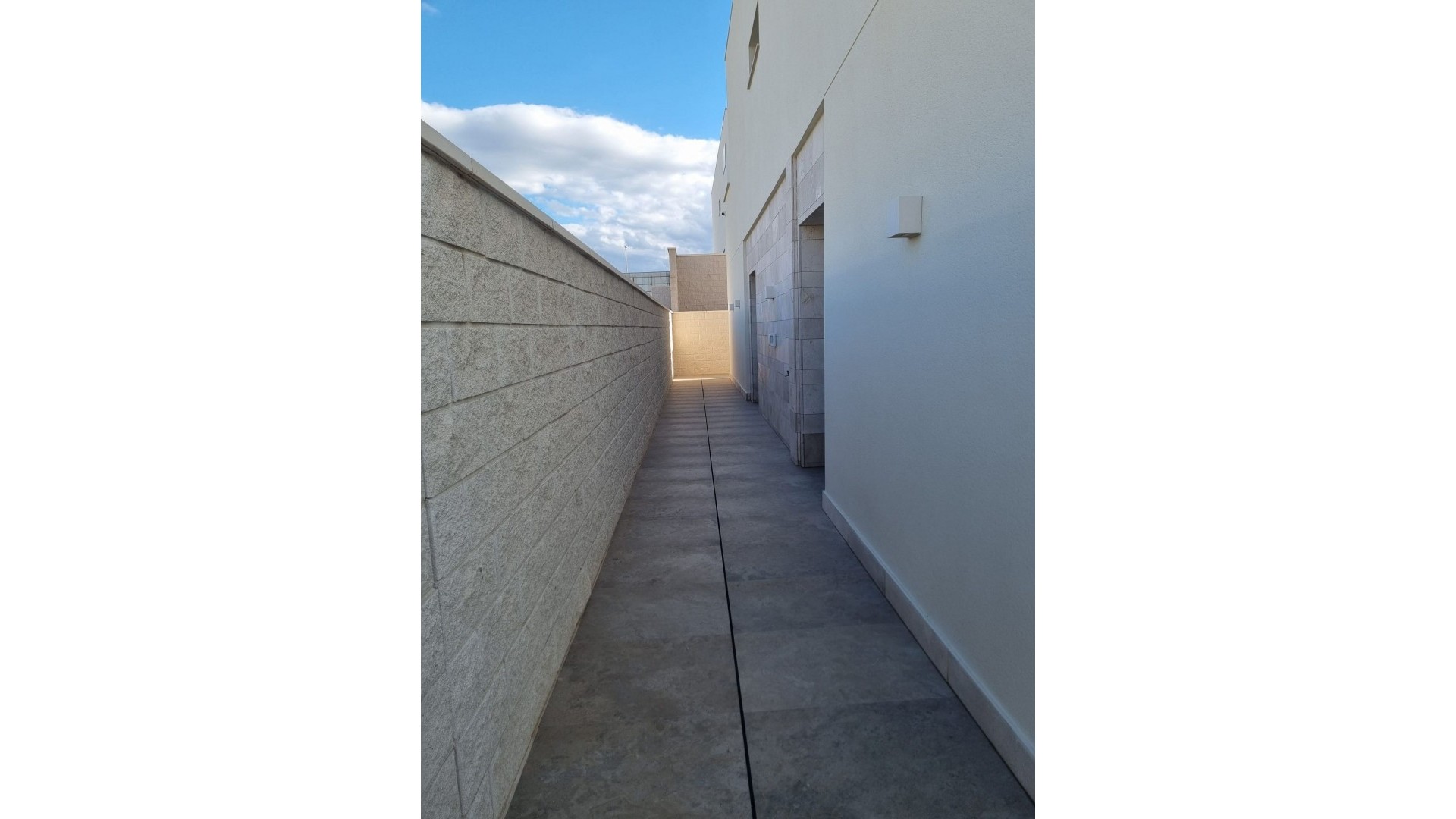 Videresalg - Fritliggende villa -
Benijofar