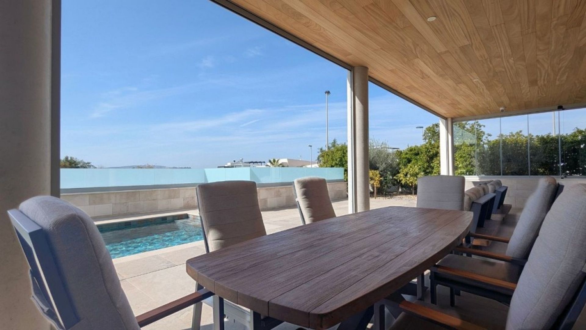 Videresalg - Fritliggende villa -
Benijofar