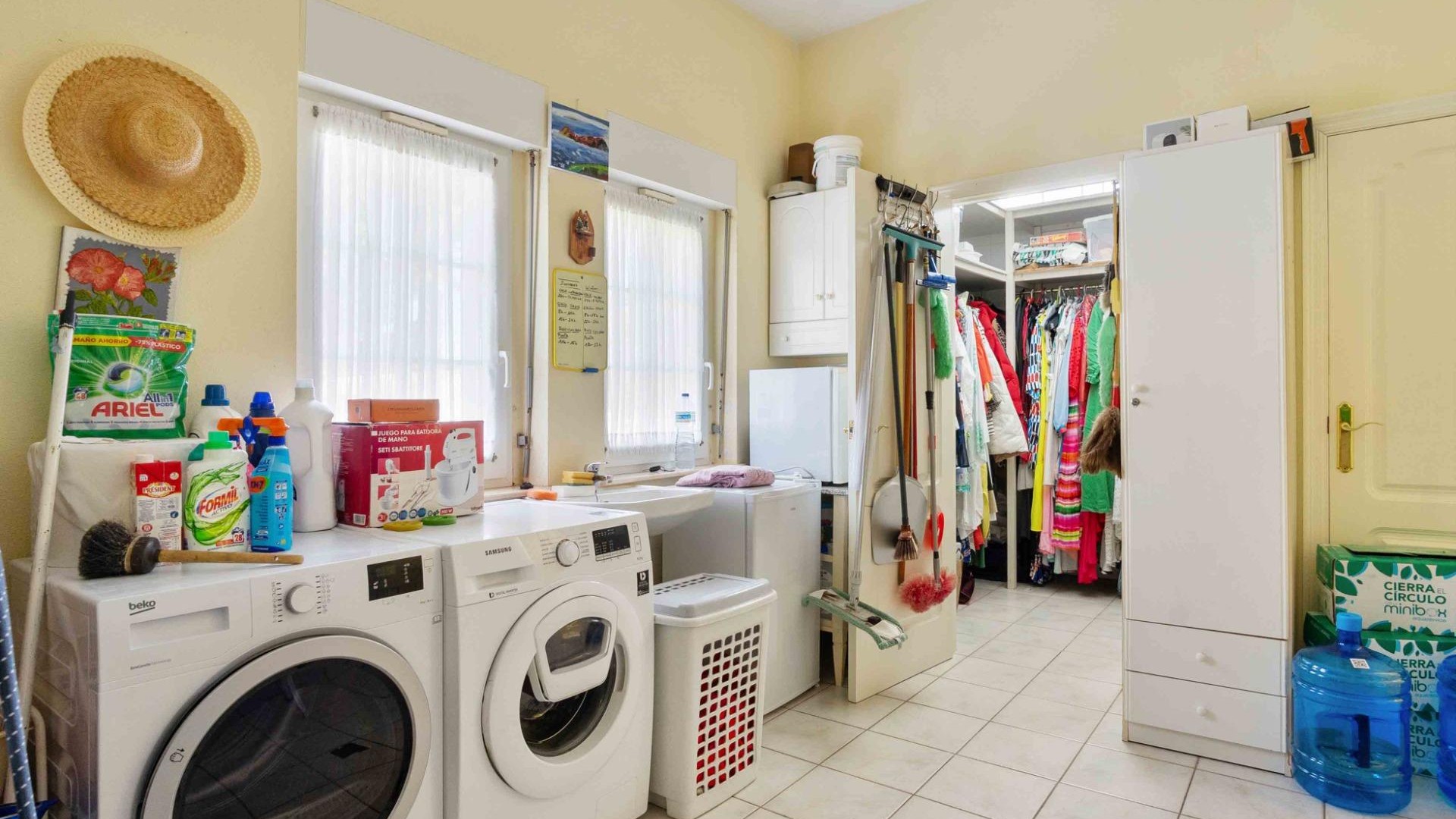 Videresalg - Fritliggende villa -
Cabo Roig - MUY CERCA DE LA PLAYA