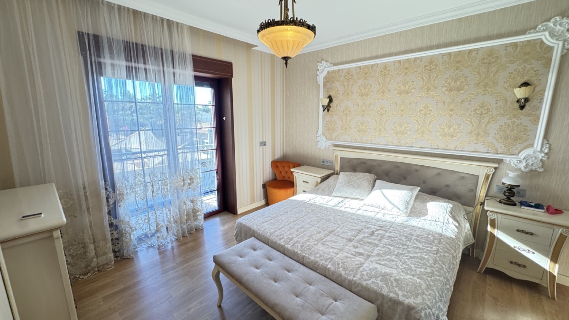 Videresalg - Fritliggende villa -
Cabo Roig