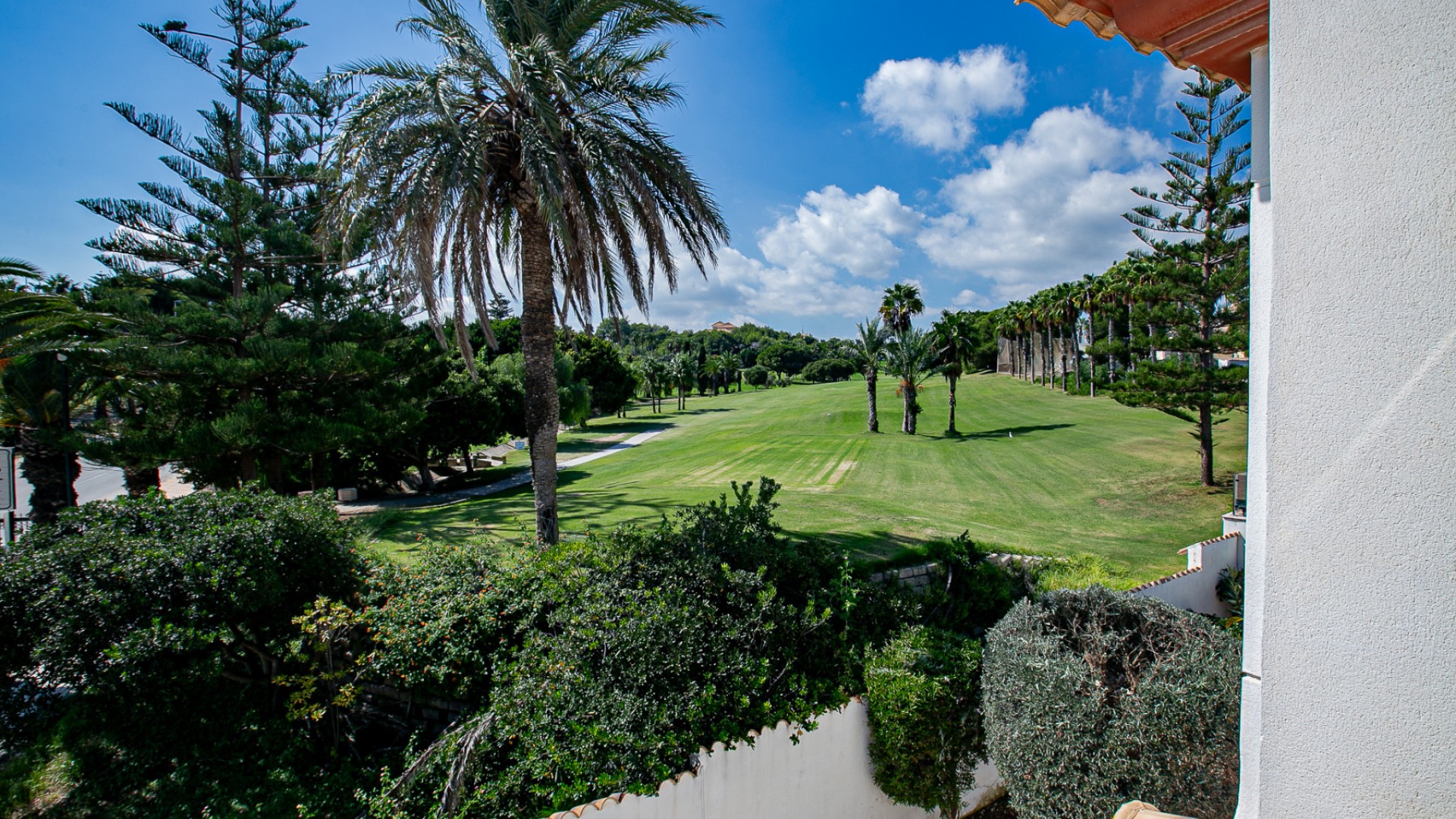 Videresalg - Fritliggende villa -
Campoamor - Campoamor Golf