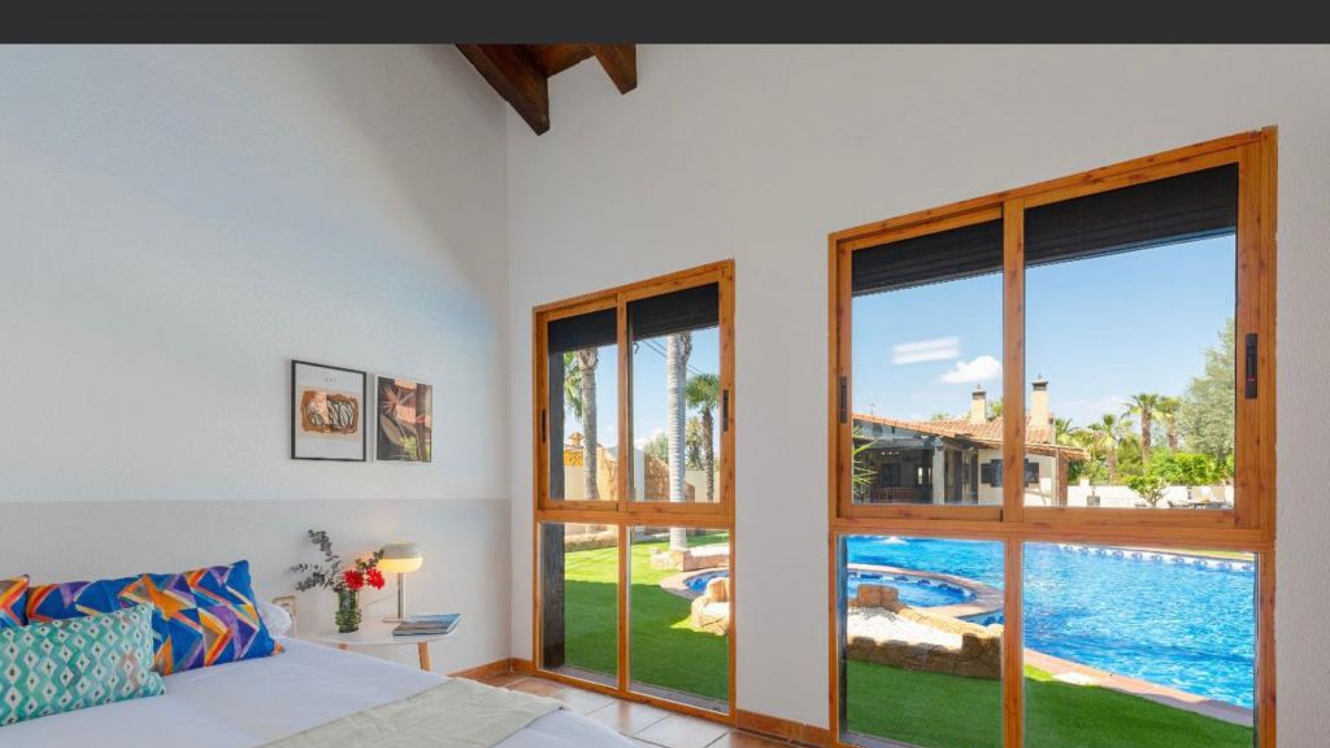 Videresalg - Fritliggende villa -
Catral - 0