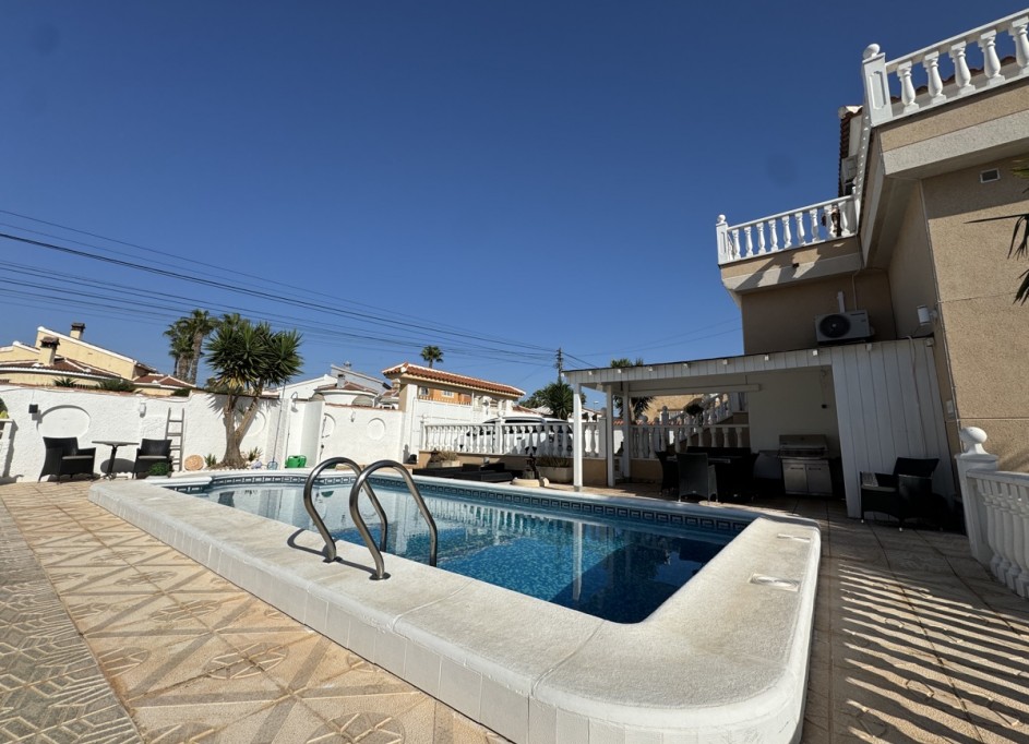 Videresalg - Fritliggende villa -
Ciudad Quesada - Rojales - Ciudad Quesada