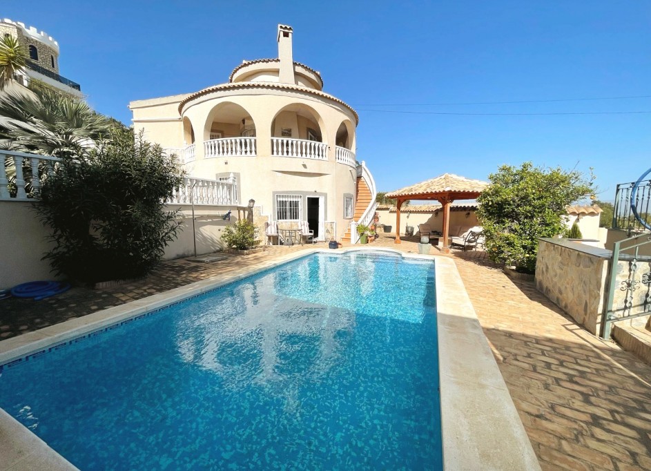 Videresalg - Fritliggende villa -
Ciudad Quesada - Rojales - Upper Golf