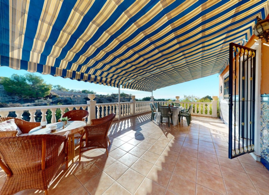 Videresalg - Fritliggende villa -
Crevillente