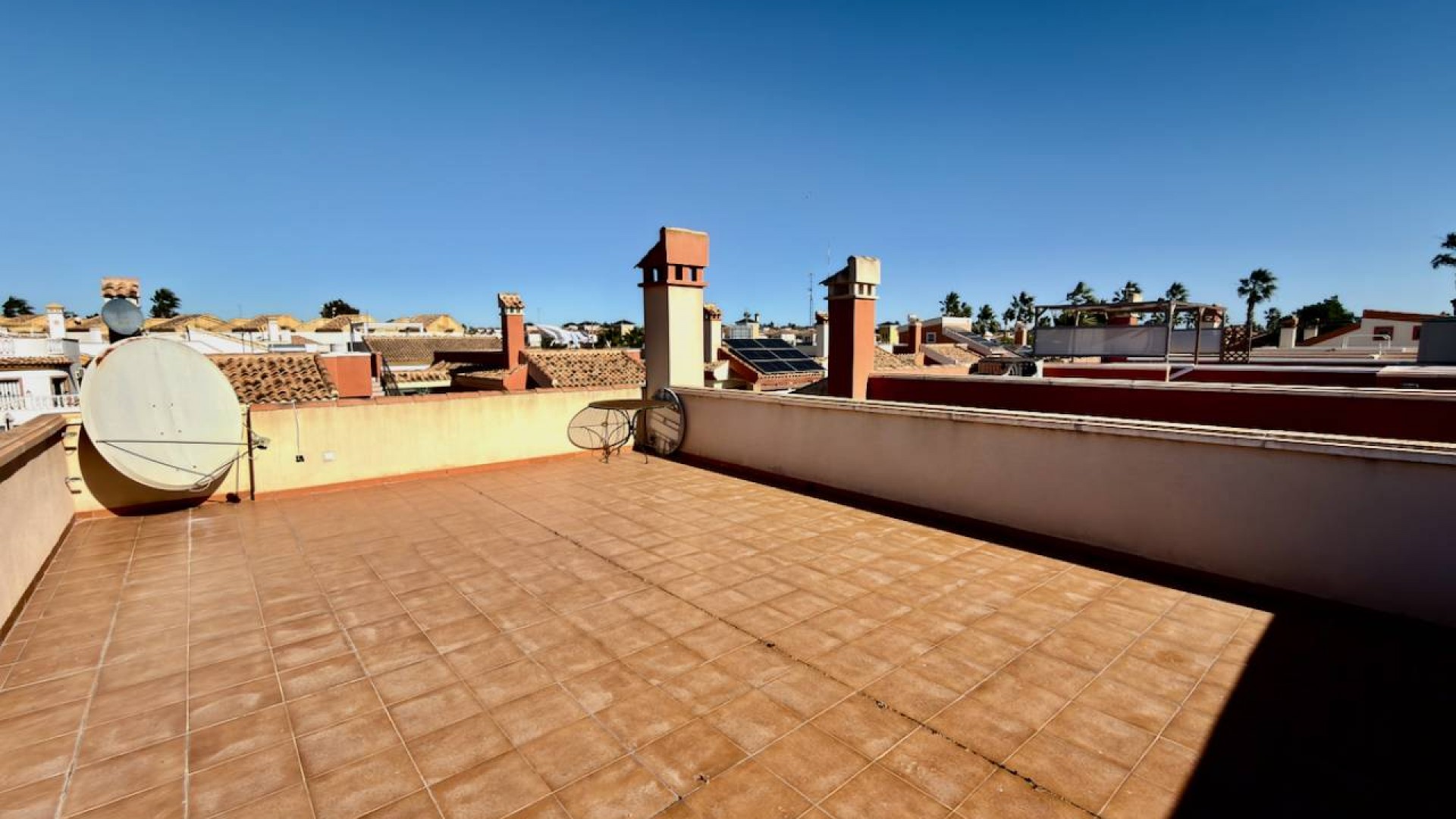 Videresalg - Fritliggende villa -
El Raso