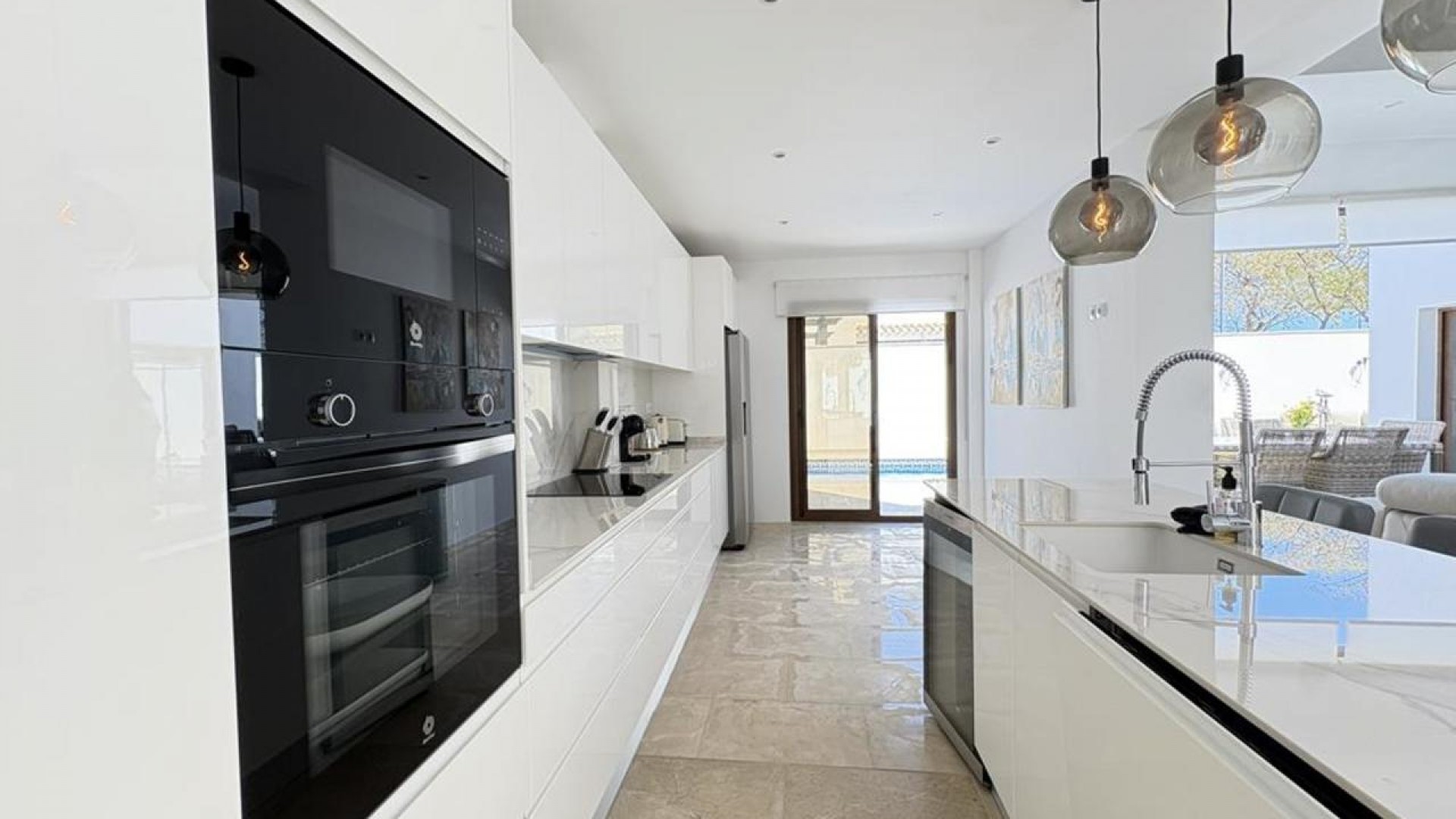 Videresalg - Fritliggende villa -
El Valle Golf Resort