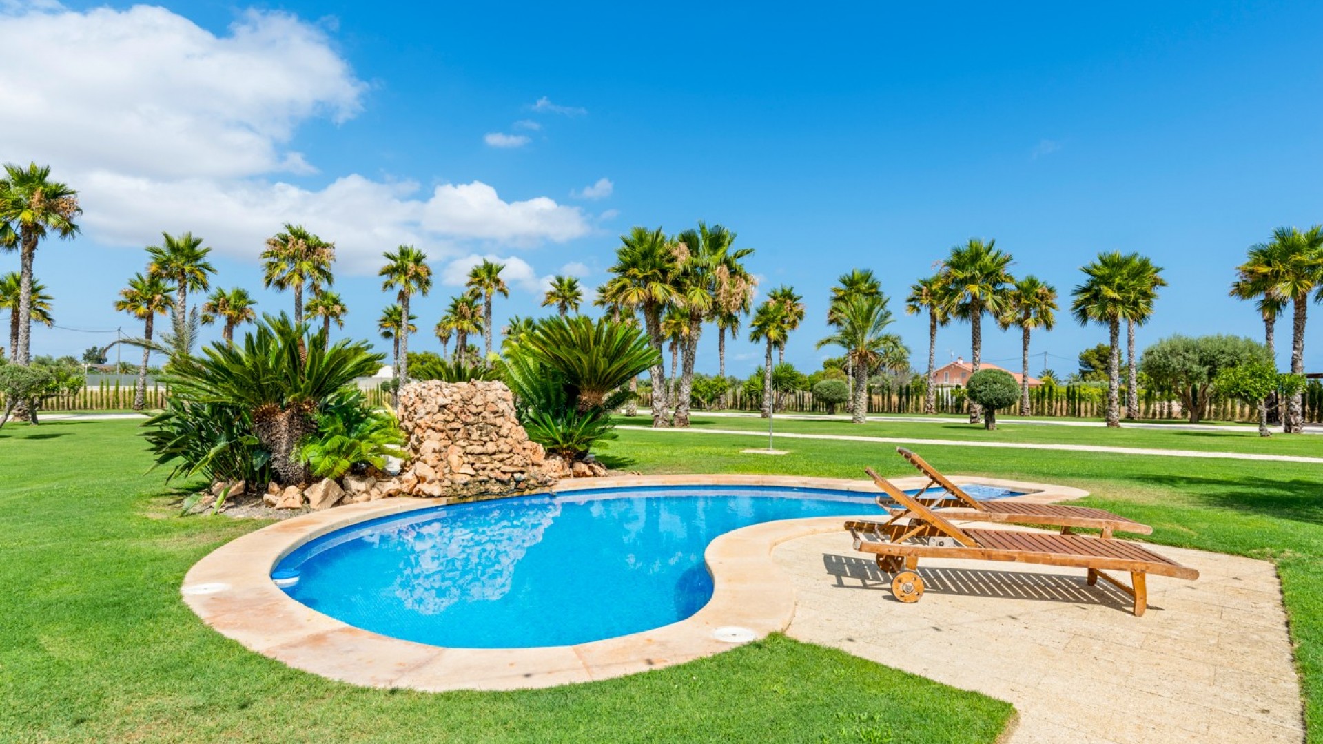 Videresalg - Fritliggende villa -
Elche - Elche/Elx